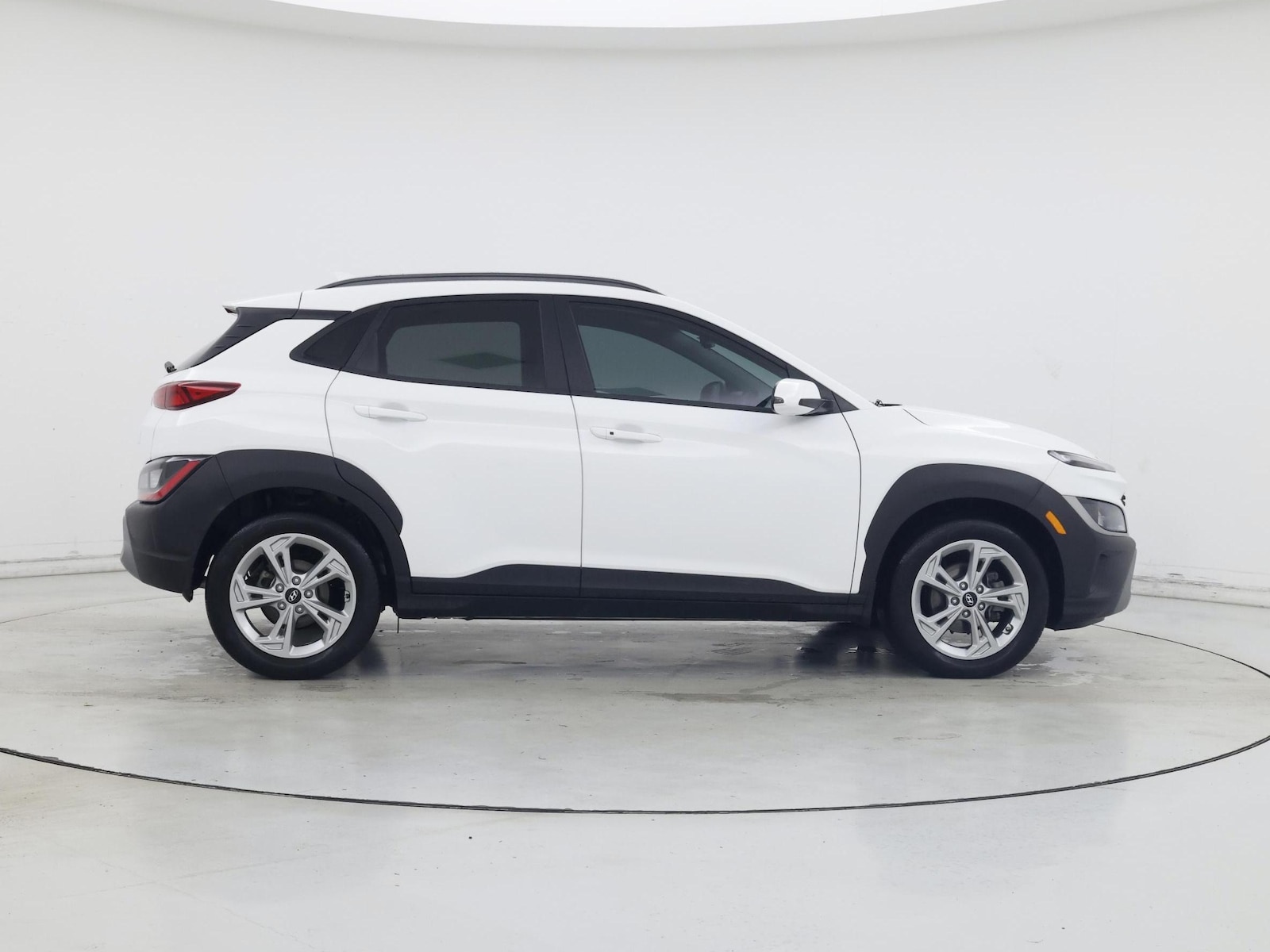 2023 Hyundai Kona SEL - Photo 8
