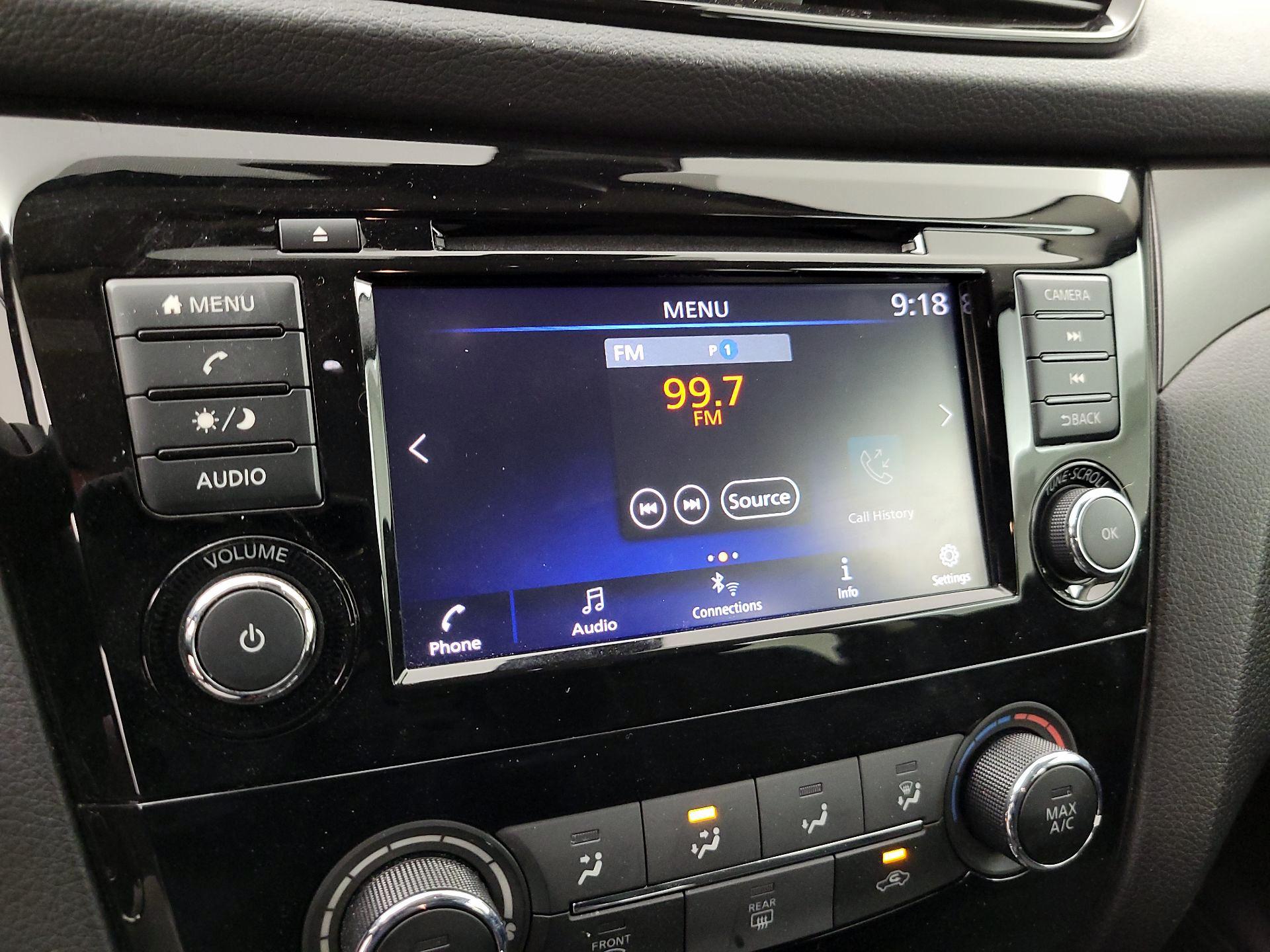 Thumbnail: 2020 Nissan Rogue Sport - 15