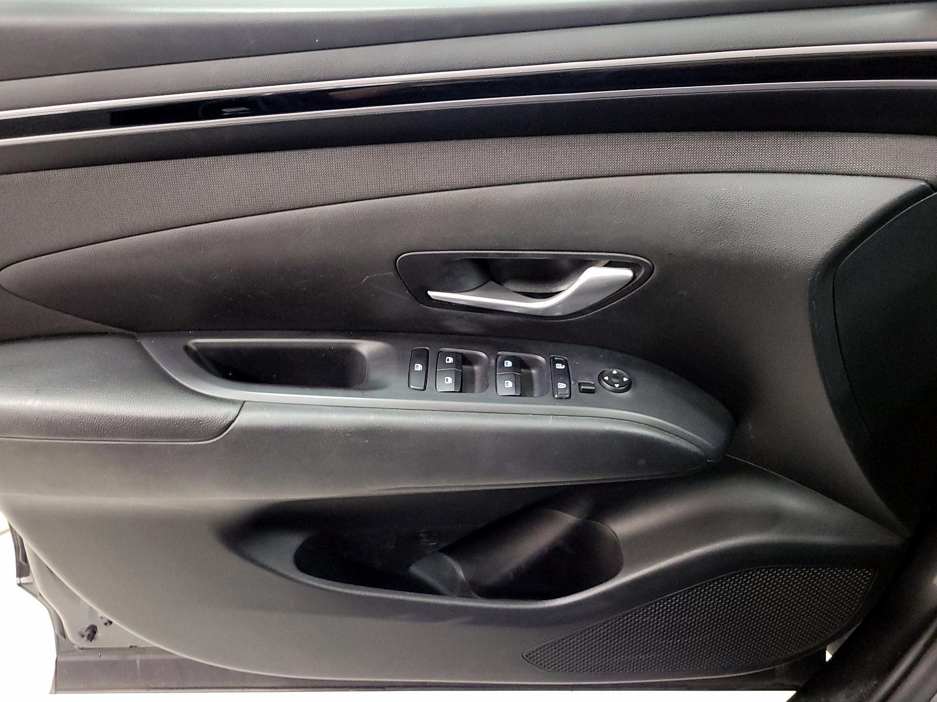 Thumbnail: 2023 Hyundai Tucson - 12