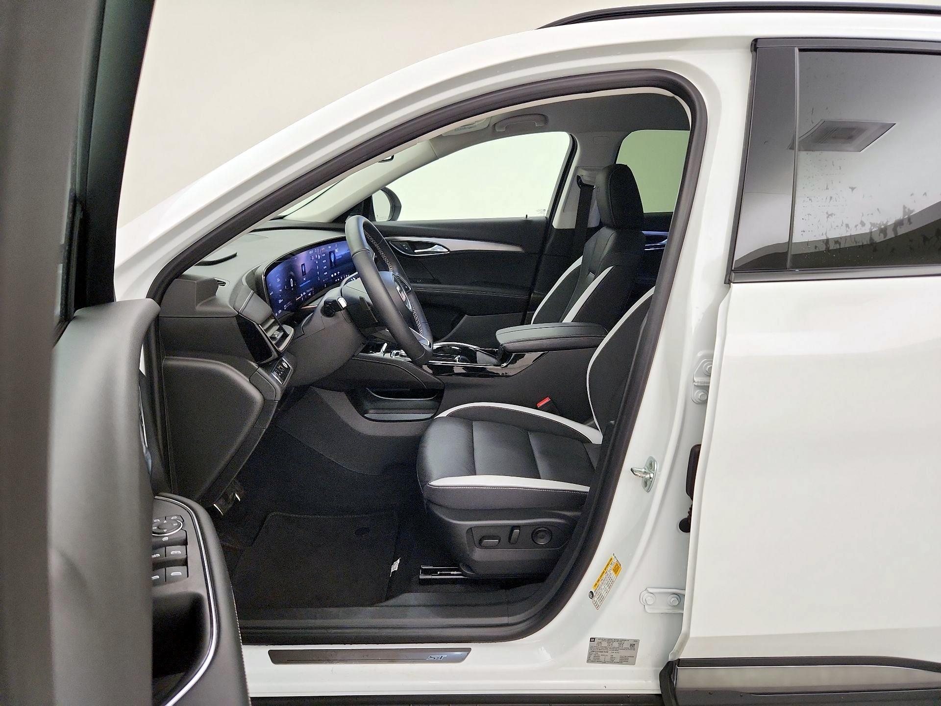 Thumbnail: 2025 Buick Envision - 11