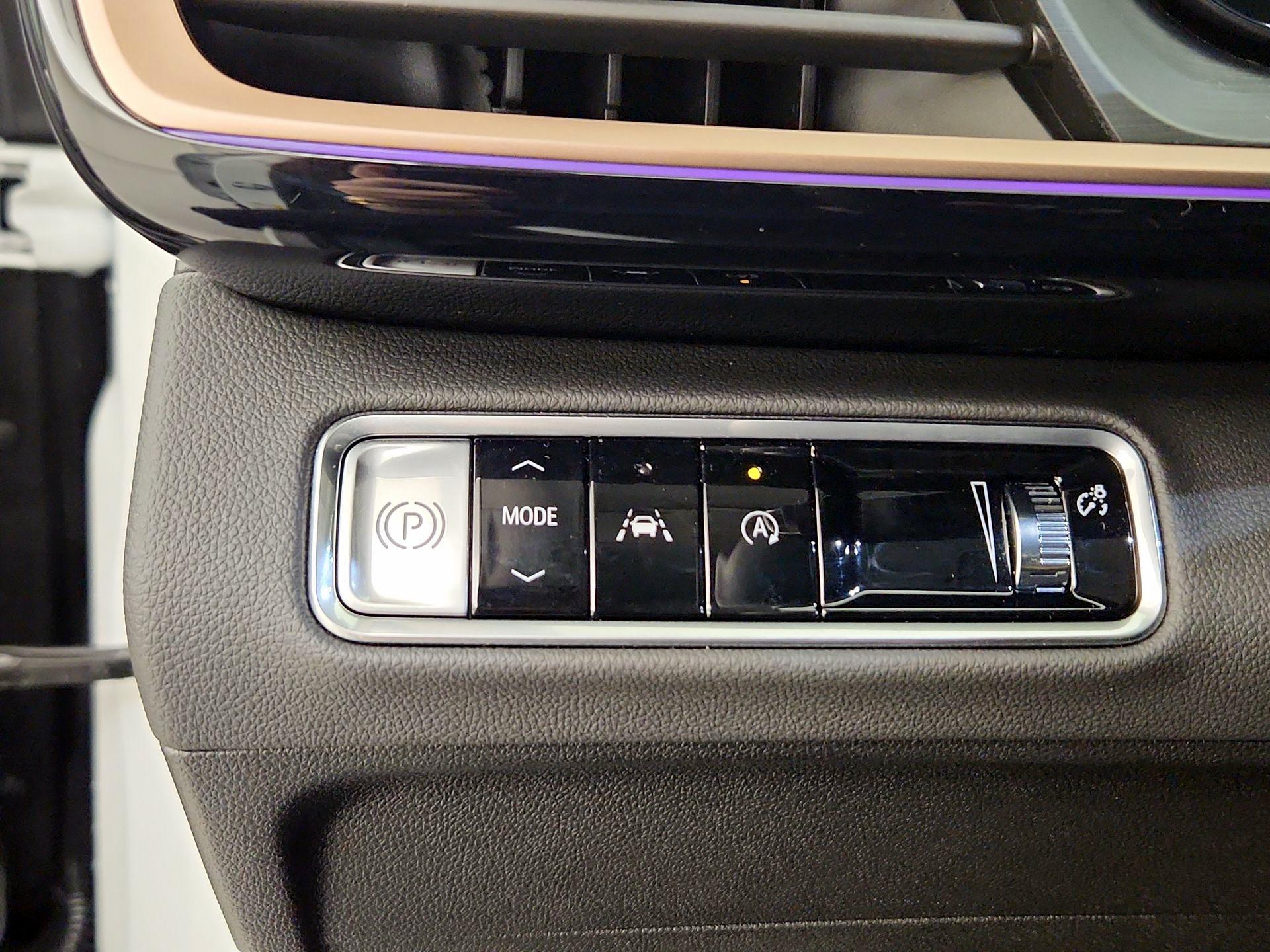 Thumbnail: 2025 Buick Envision - 13