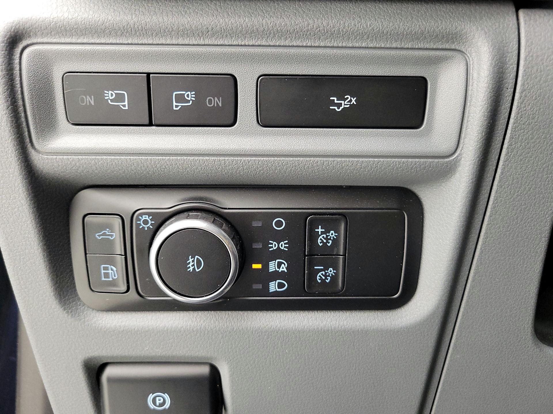 Thumbnail: 2023 Ford F-150 - 13