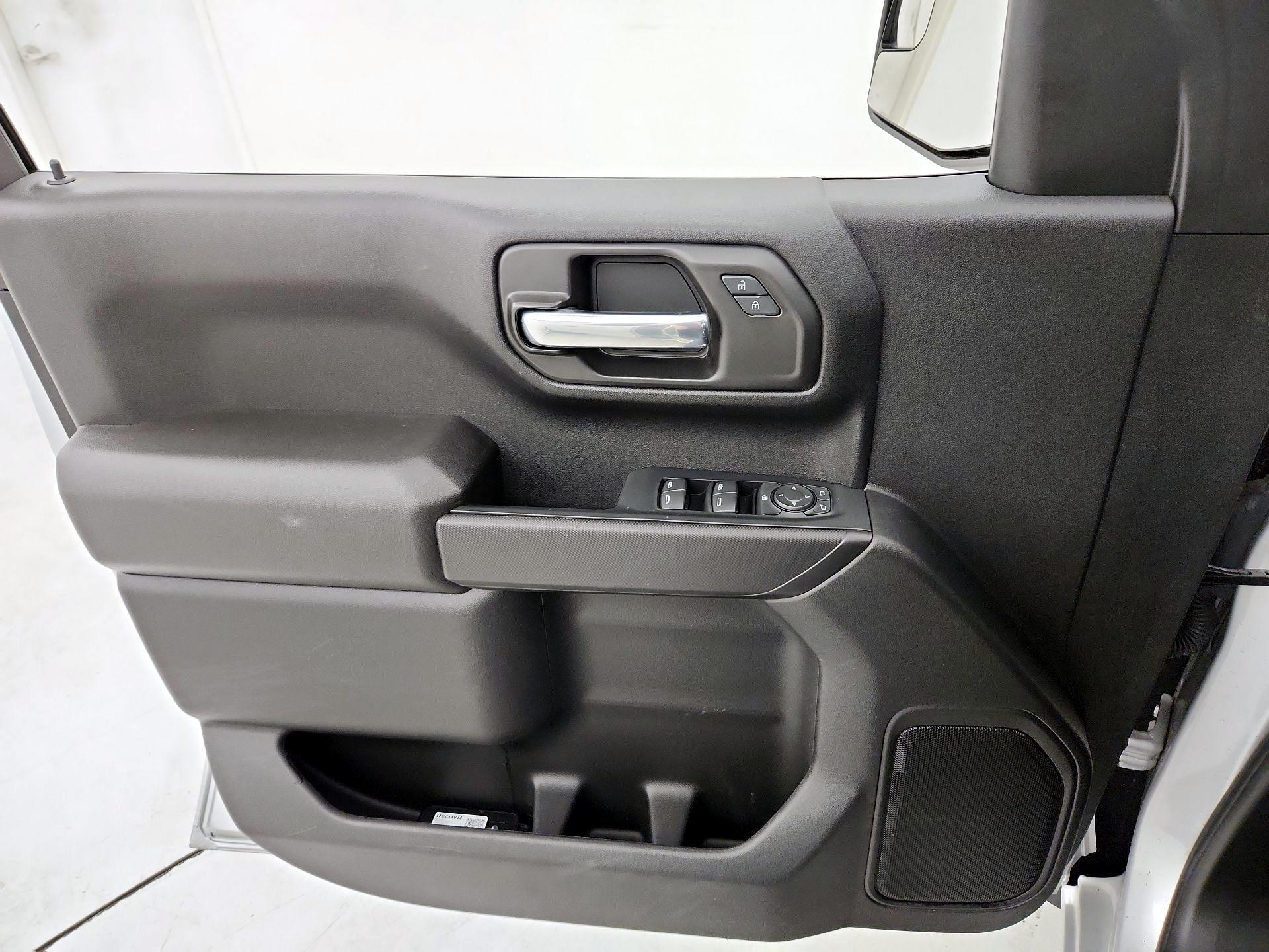 Thumbnail: 2022 Chevrolet Silverado 1500 - 12