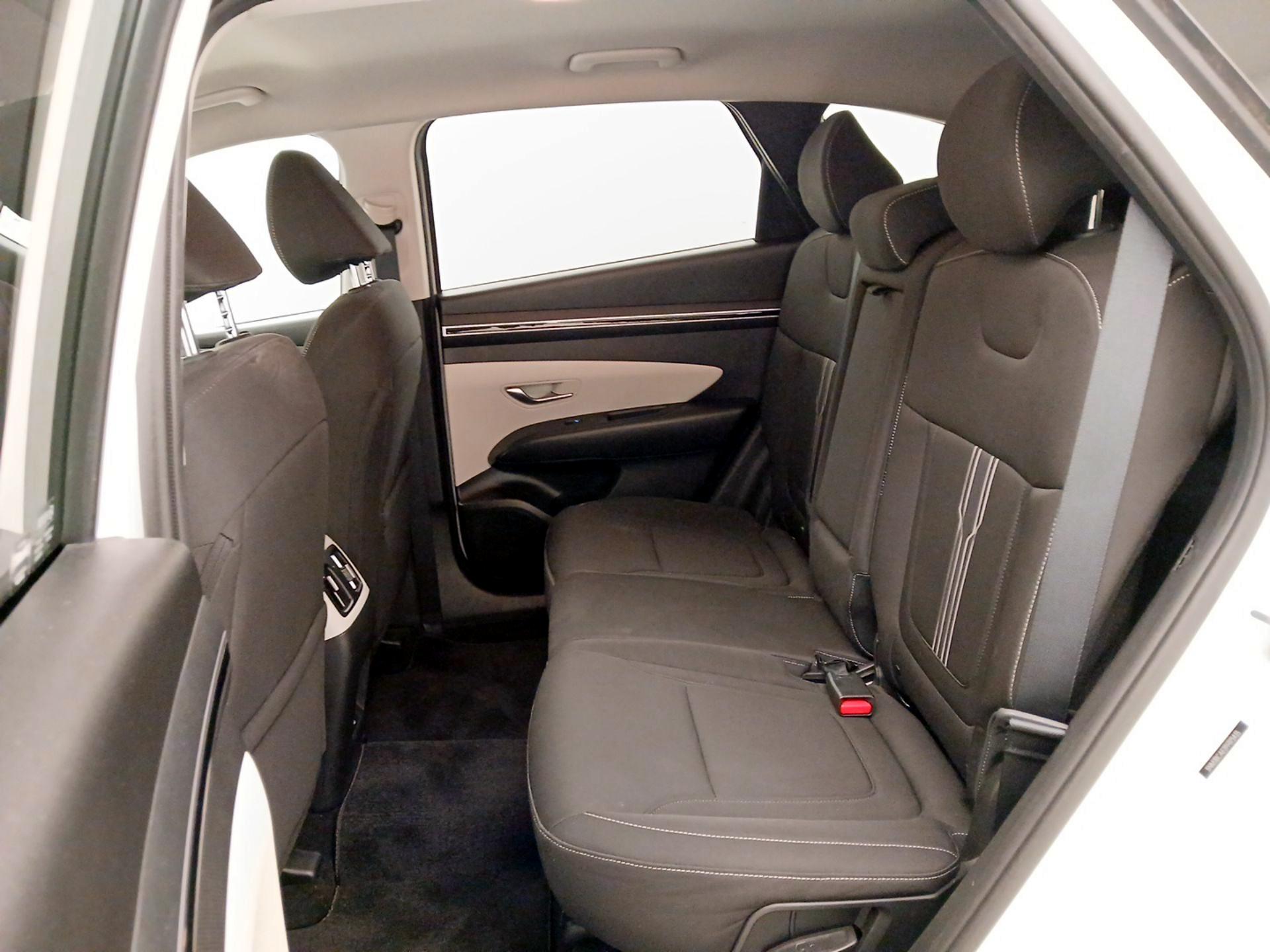 Thumbnail: 2023 Hyundai Tucson - 19