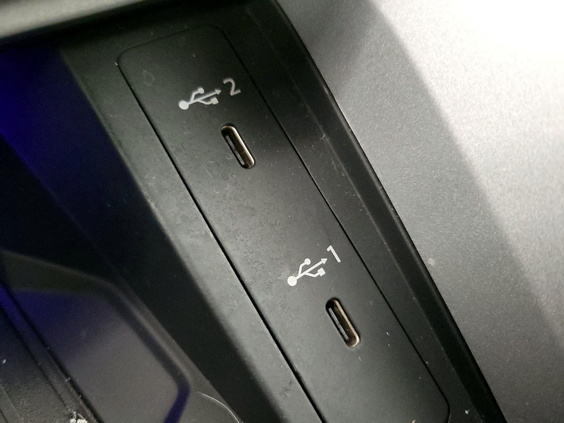 Thumbnail: 2022 Audi Q3 - 17