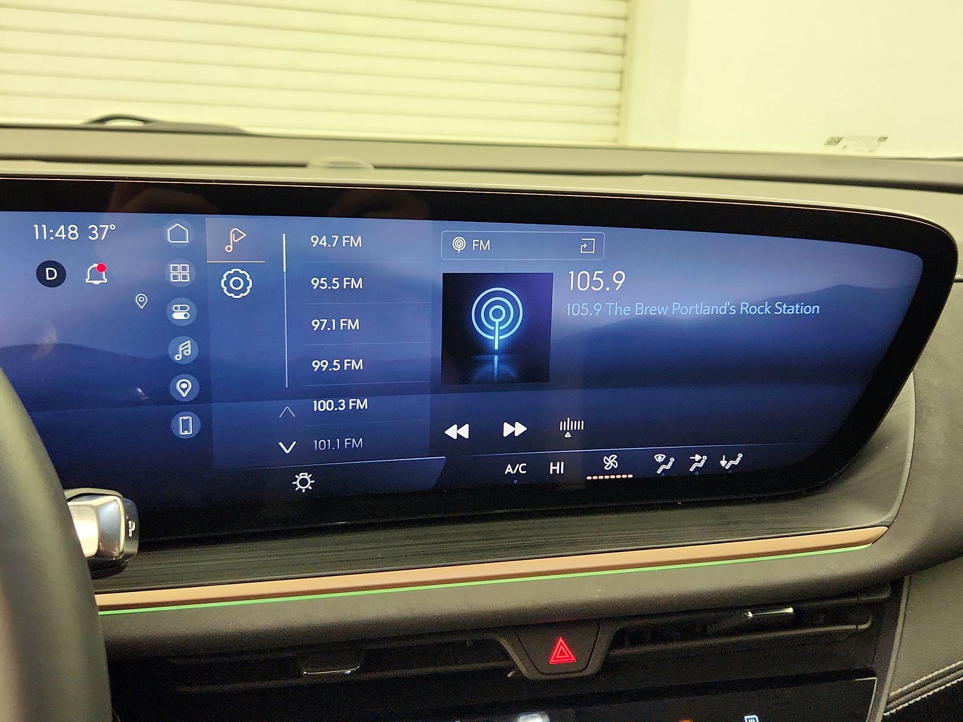 Thumbnail: 2025 Buick Envision - 16