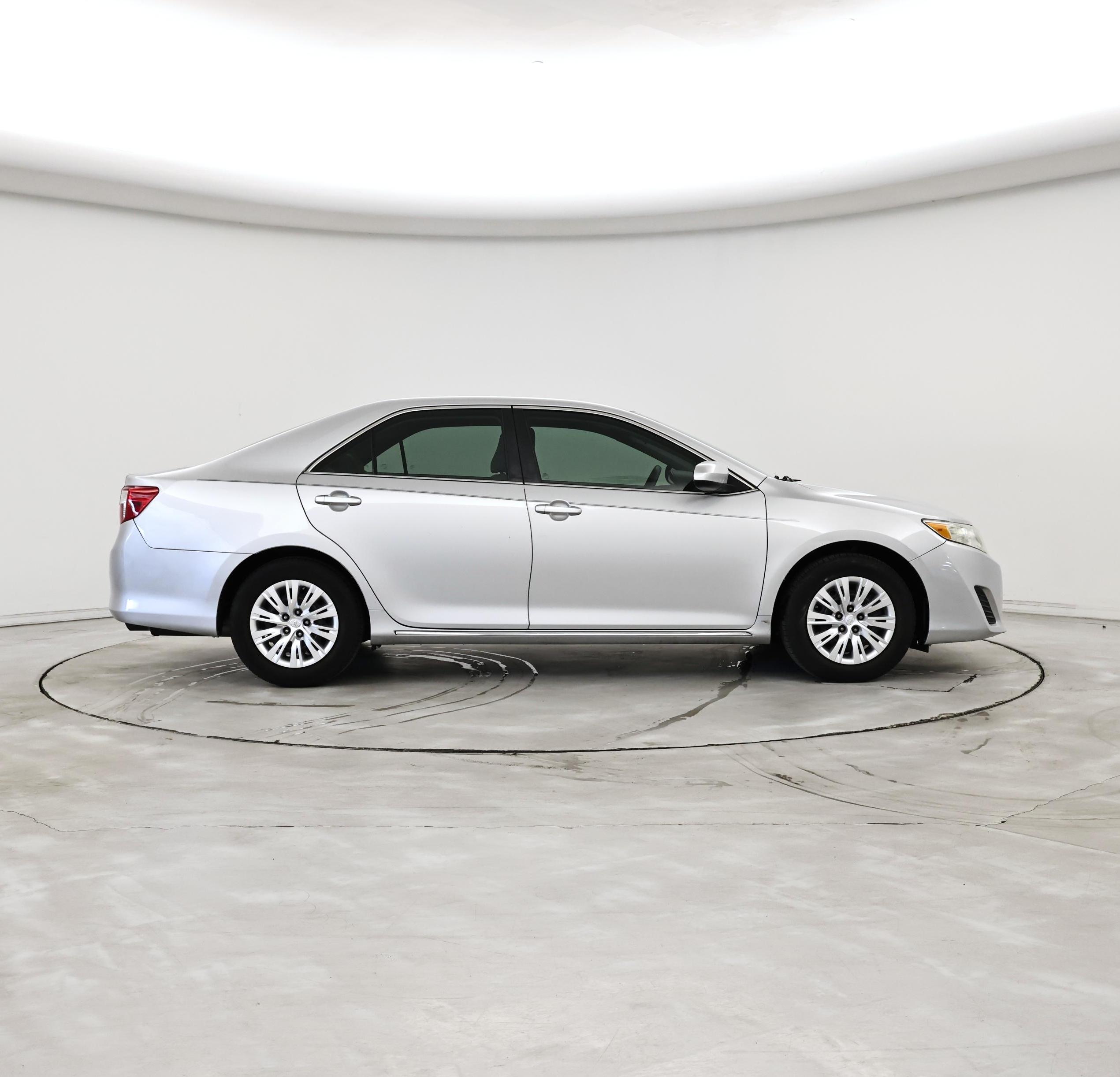 Thumbnail: 2014 Toyota Camry - 7