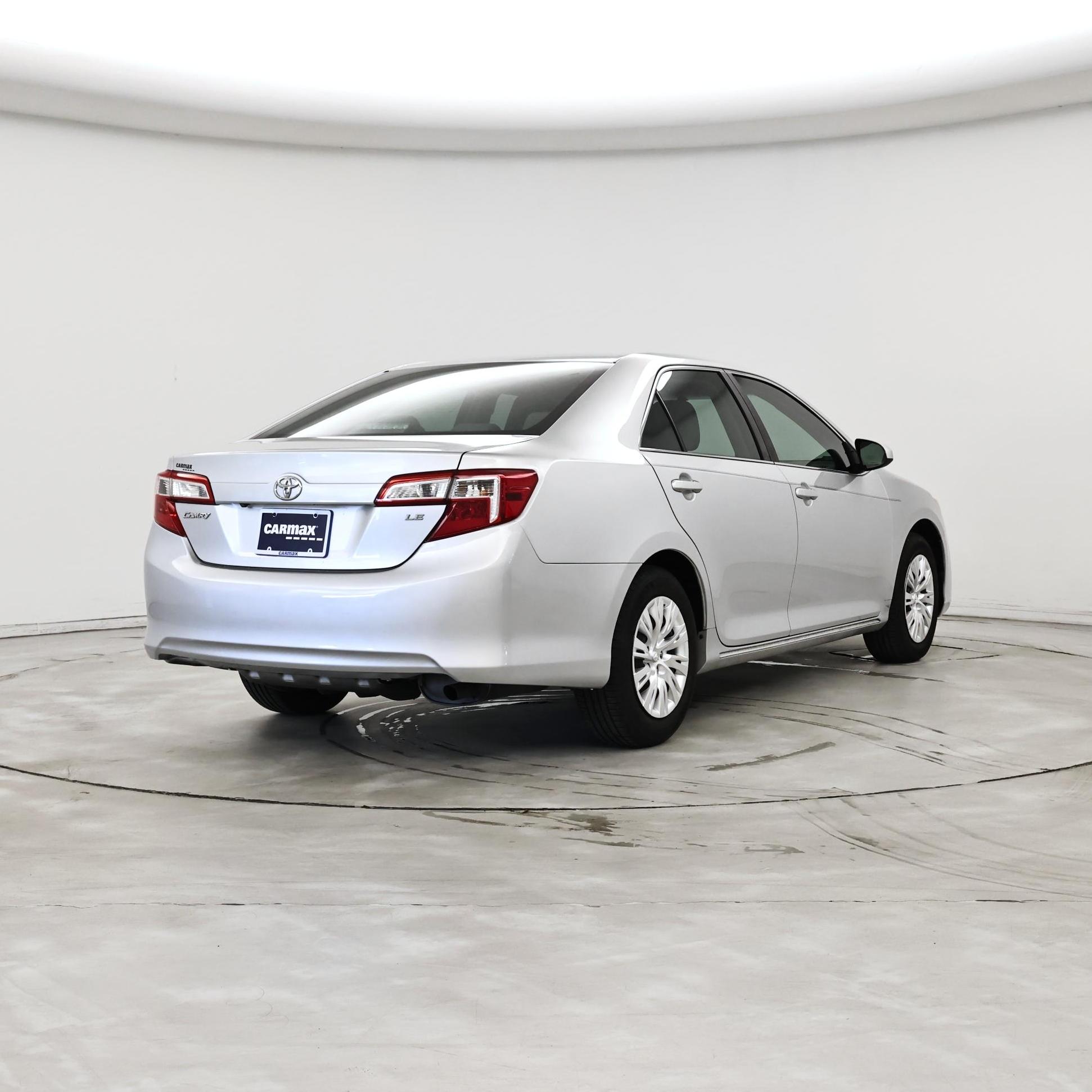 Thumbnail: 2014 Toyota Camry - 8