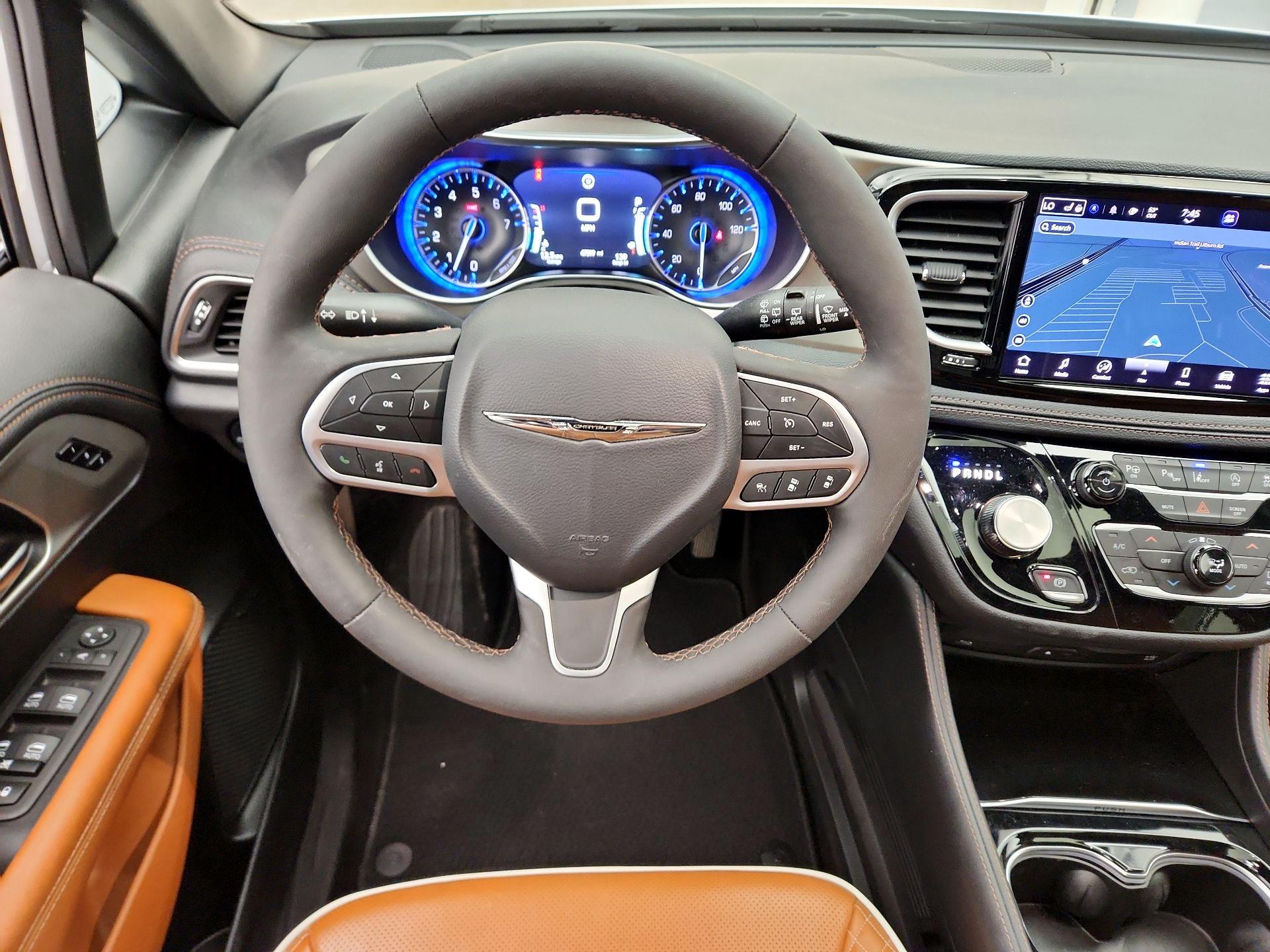 Thumbnail: 2024 Chrysler Pacifica - 10