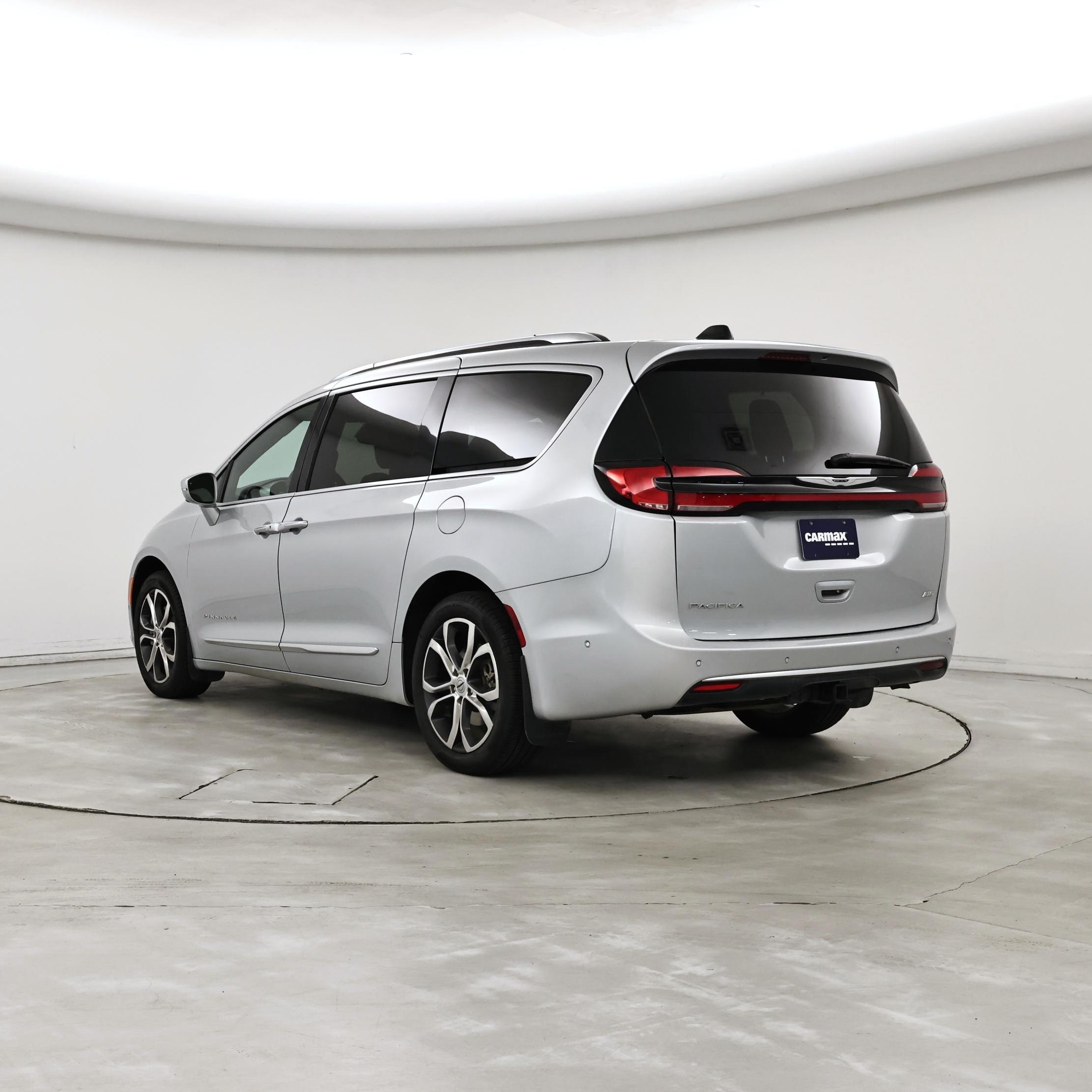 Thumbnail: 2024 Chrysler Pacifica - 2