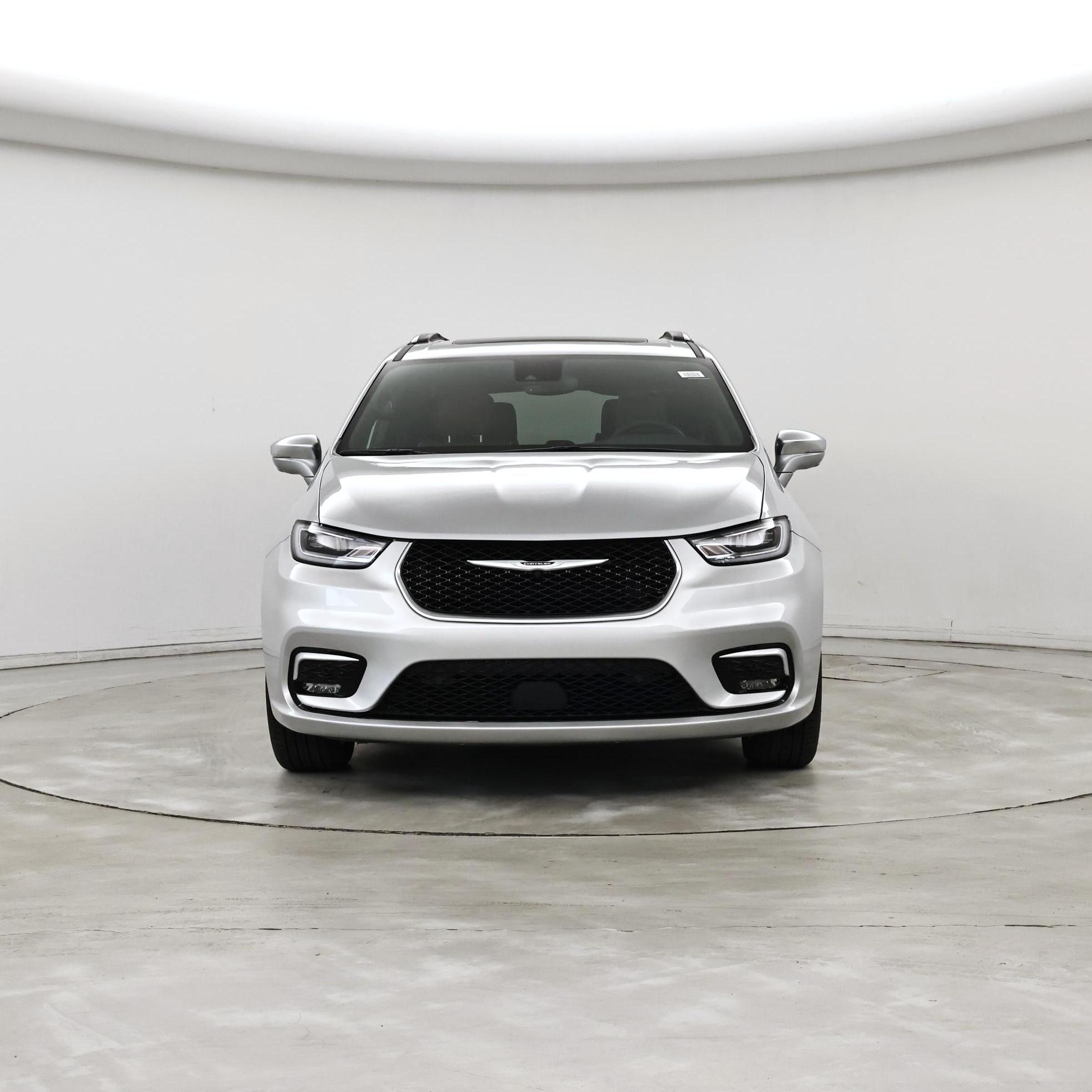 Thumbnail: 2024 Chrysler Pacifica - 5