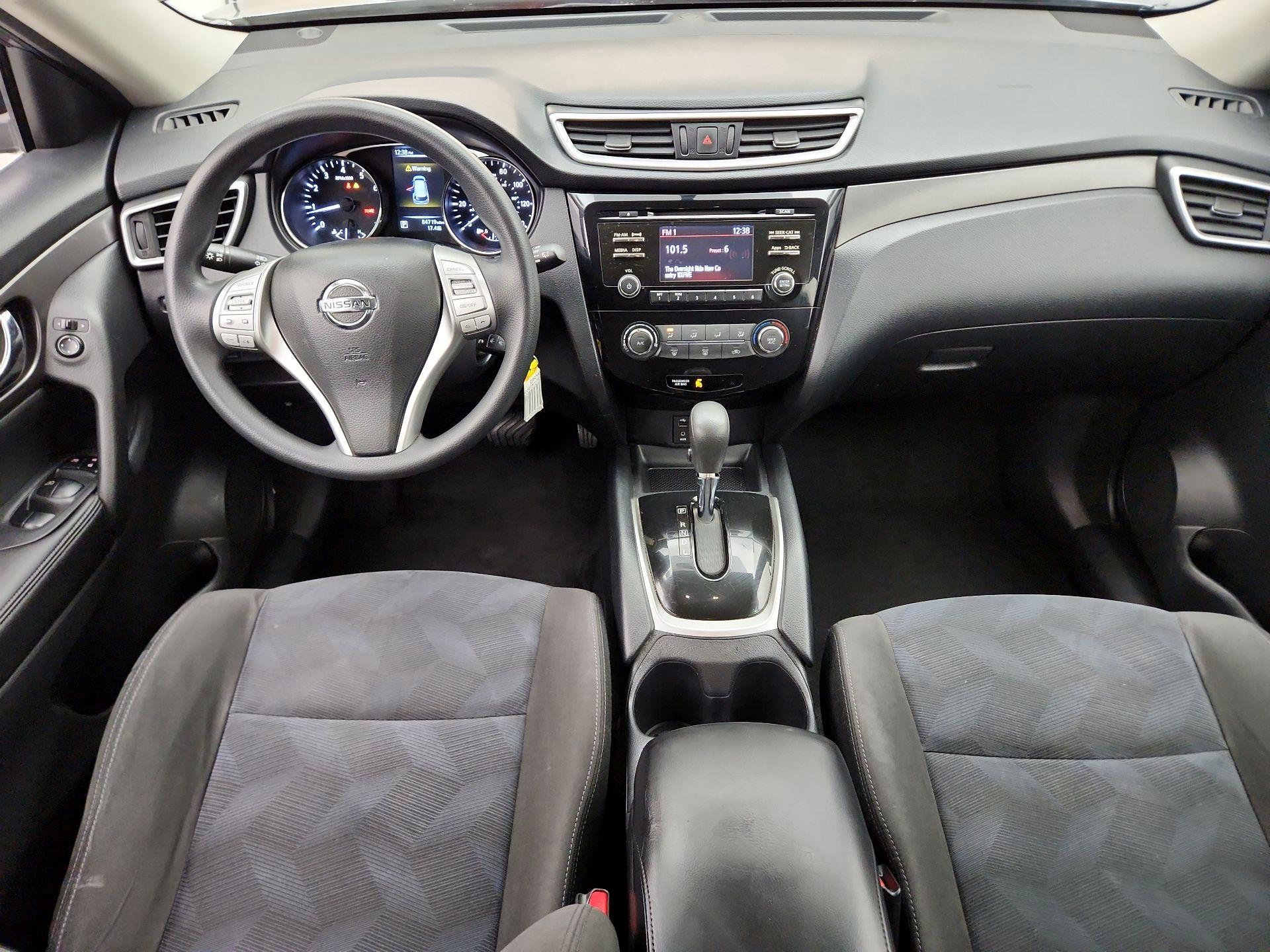 Thumbnail: 2015 Nissan Rogue - 9