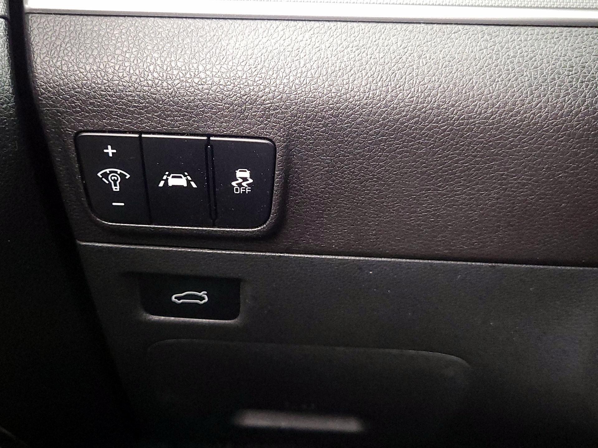 Thumbnail: 2021 Kia K5 - 13