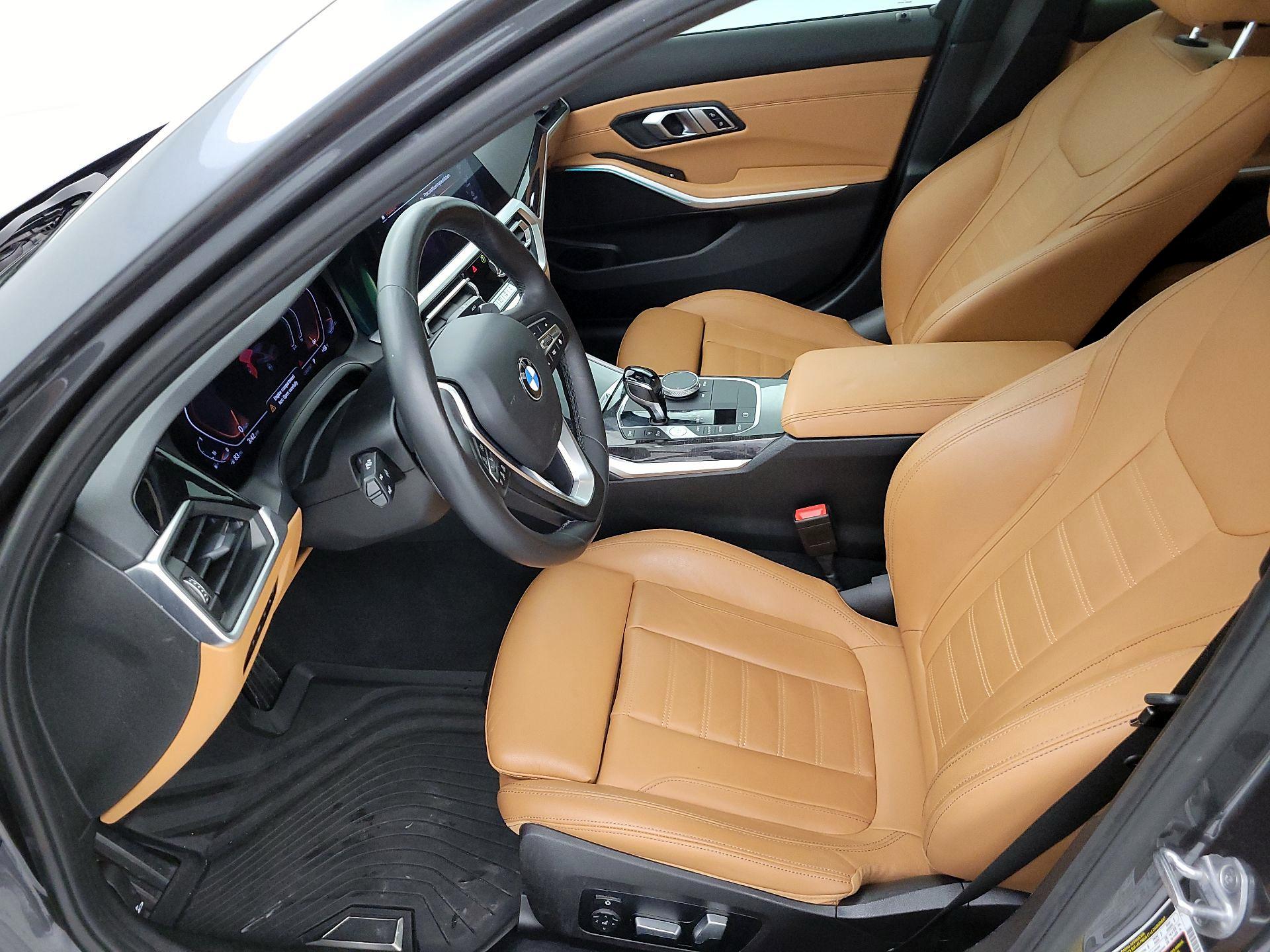 Thumbnail: 2021 BMW 3 Series - 11