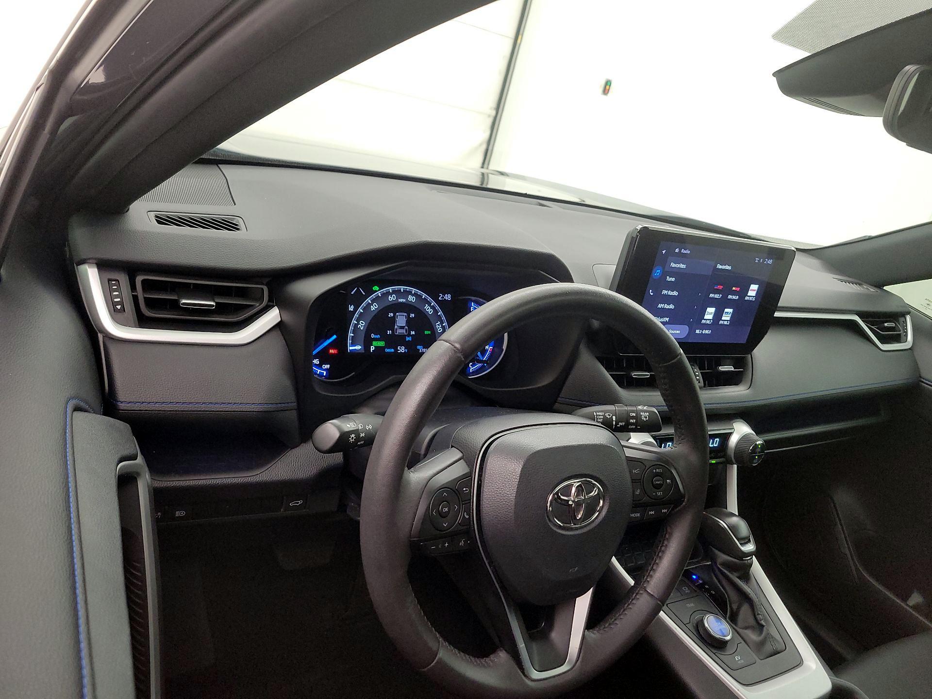 Thumbnail: 2024 Toyota RAV4 - 9