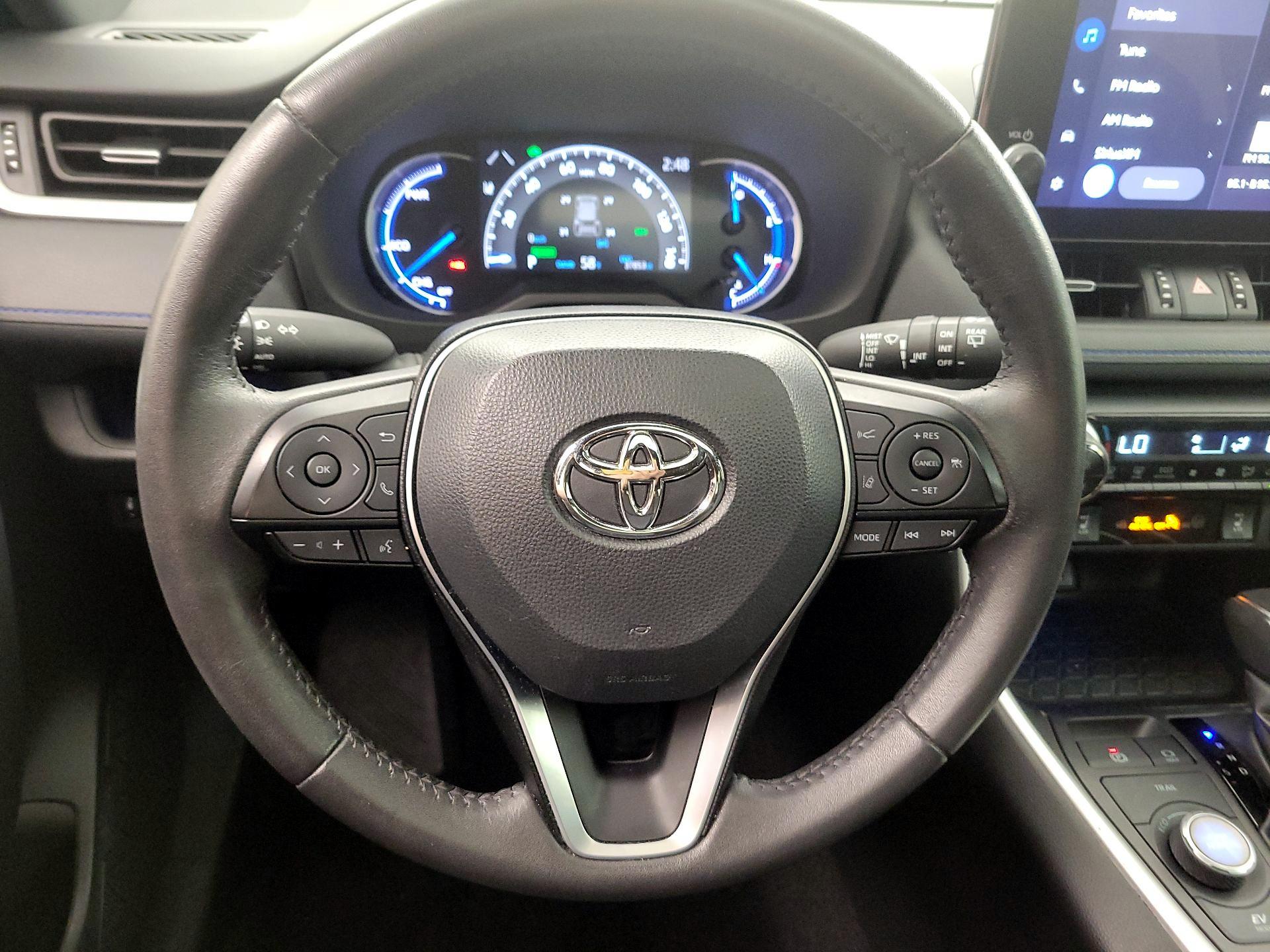 Thumbnail: 2024 Toyota RAV4 - 10