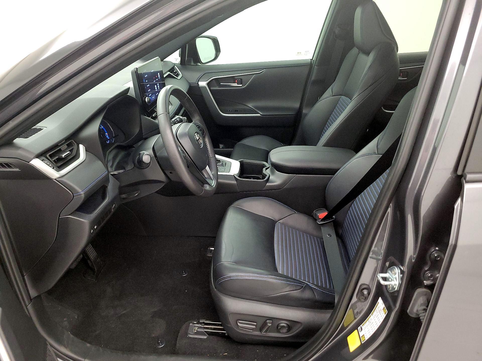 Thumbnail: 2024 Toyota RAV4 - 11