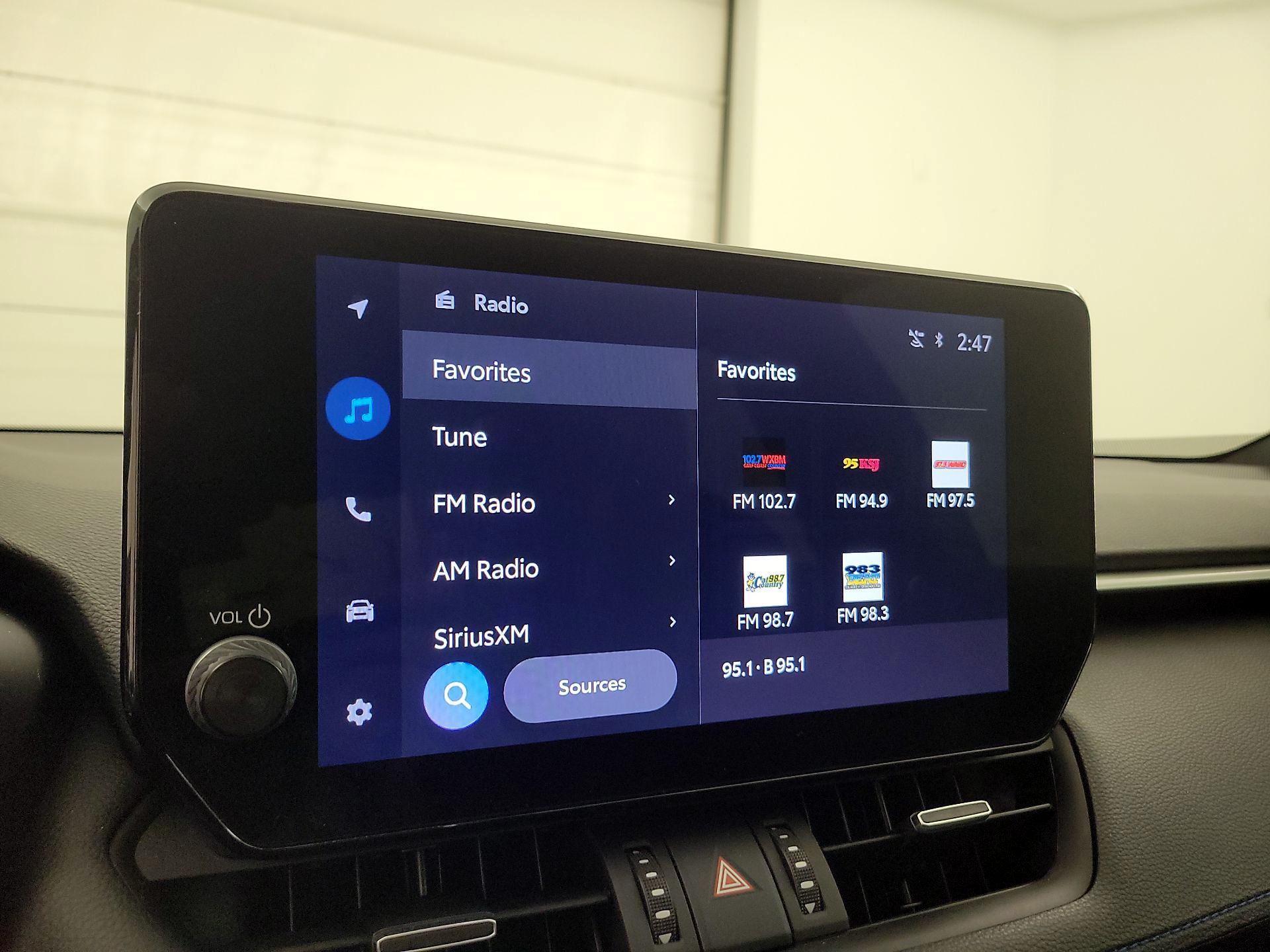 Thumbnail: 2024 Toyota RAV4 - 15