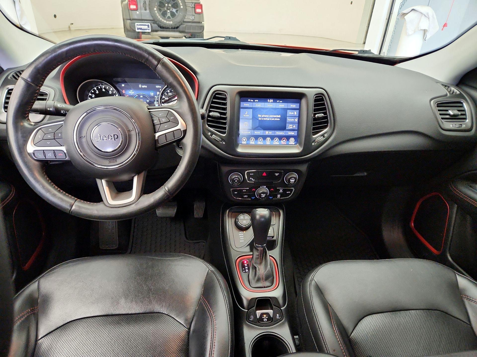 Thumbnail: 2018 Jeep Compass - 9