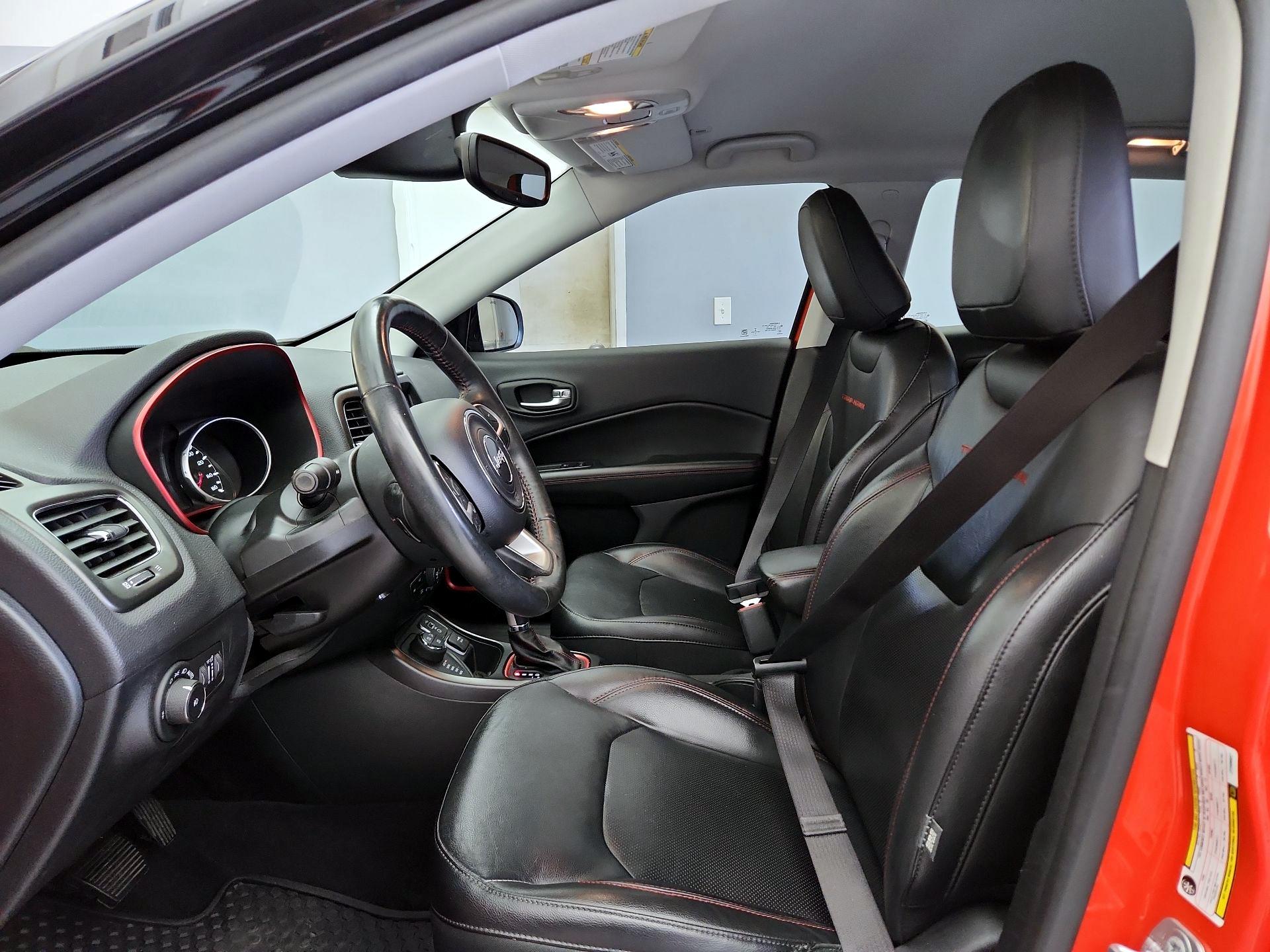 Thumbnail: 2018 Jeep Compass - 11