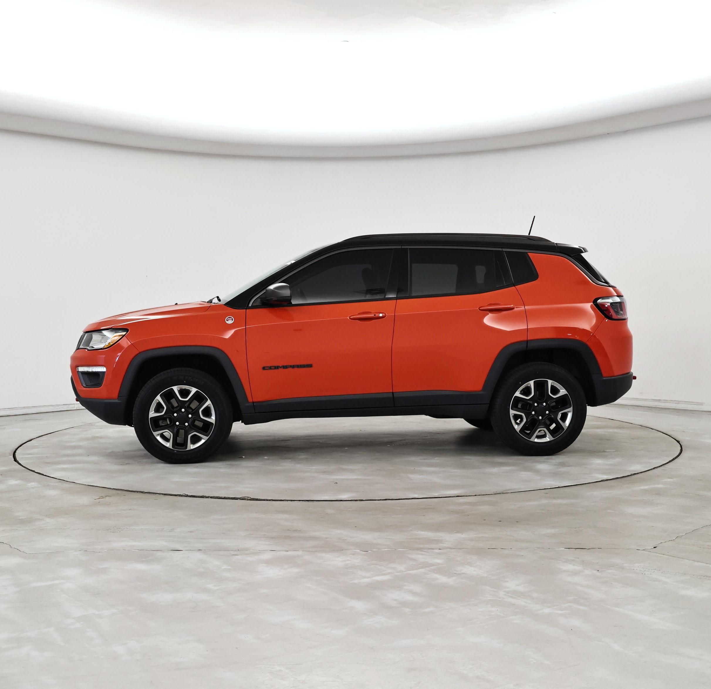 Thumbnail: 2018 Jeep Compass - 3