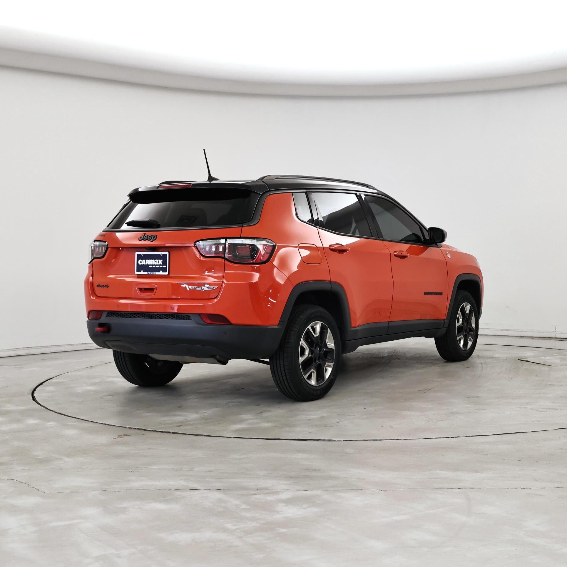 Thumbnail: 2018 Jeep Compass - 8