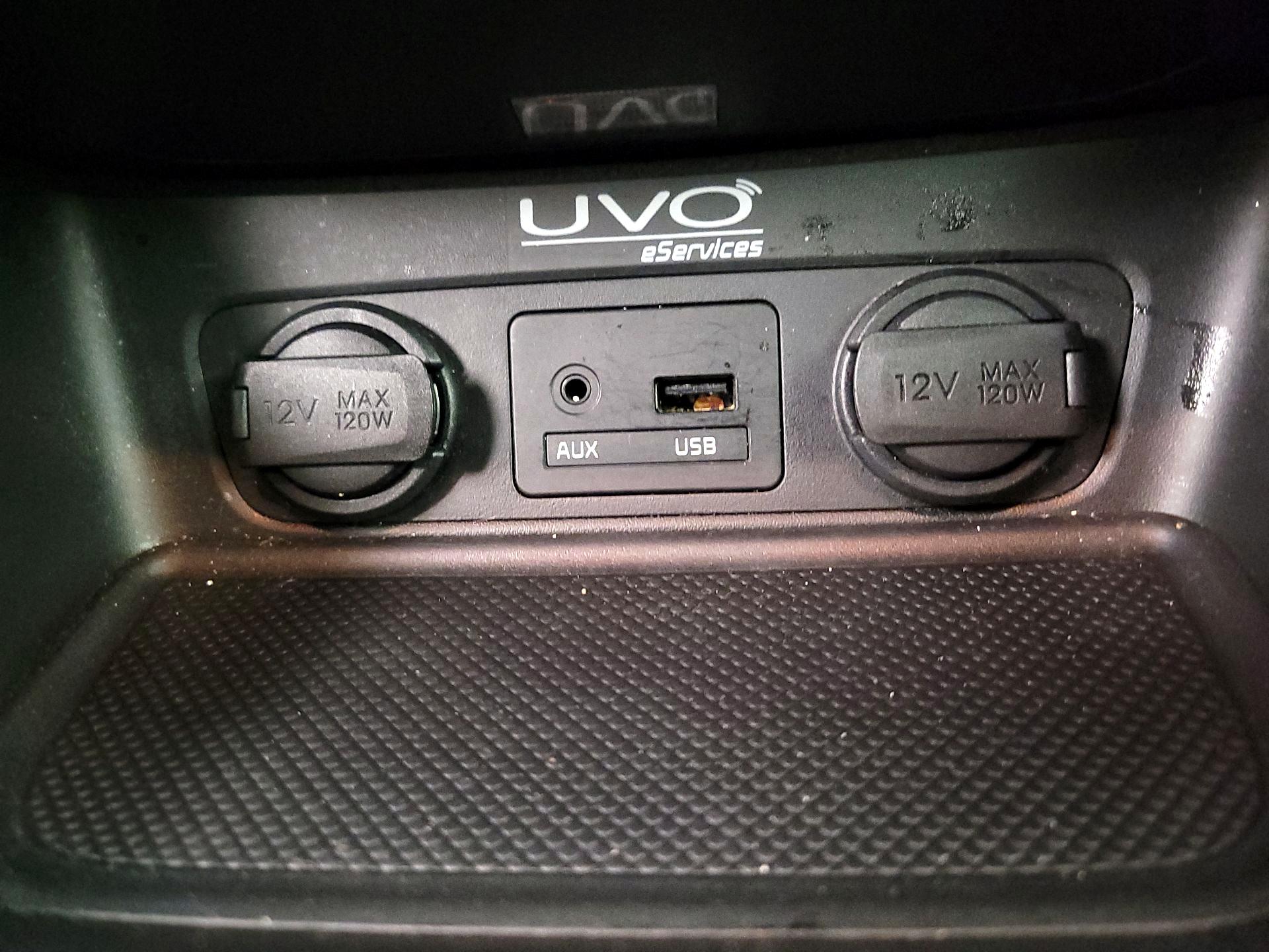 Thumbnail: 2014 Kia Sorento - 19