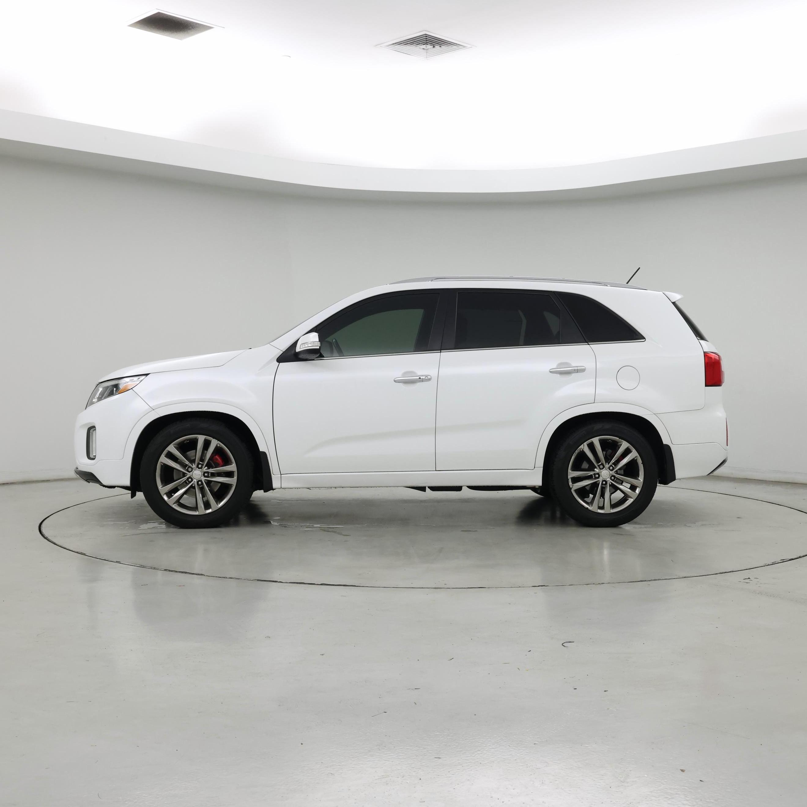 Thumbnail: 2014 Kia Sorento - 3