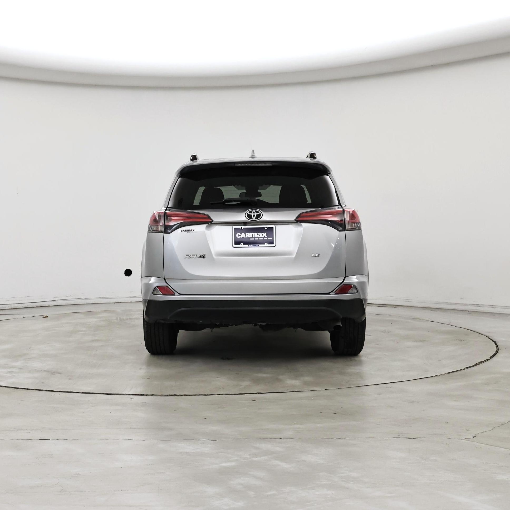 Thumbnail: 2018 Toyota RAV4 - 6