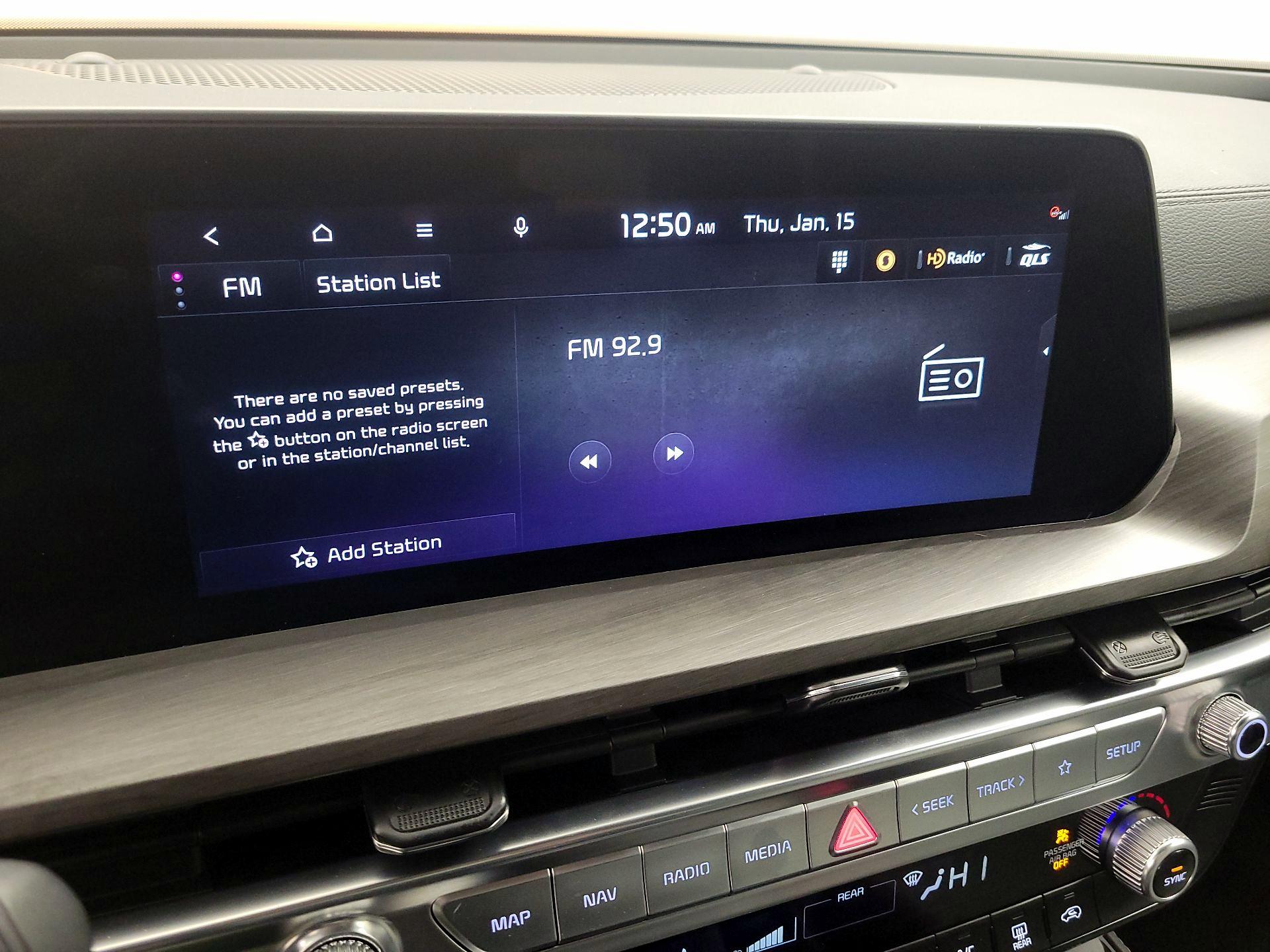 Thumbnail: 2024 Kia Telluride - 16