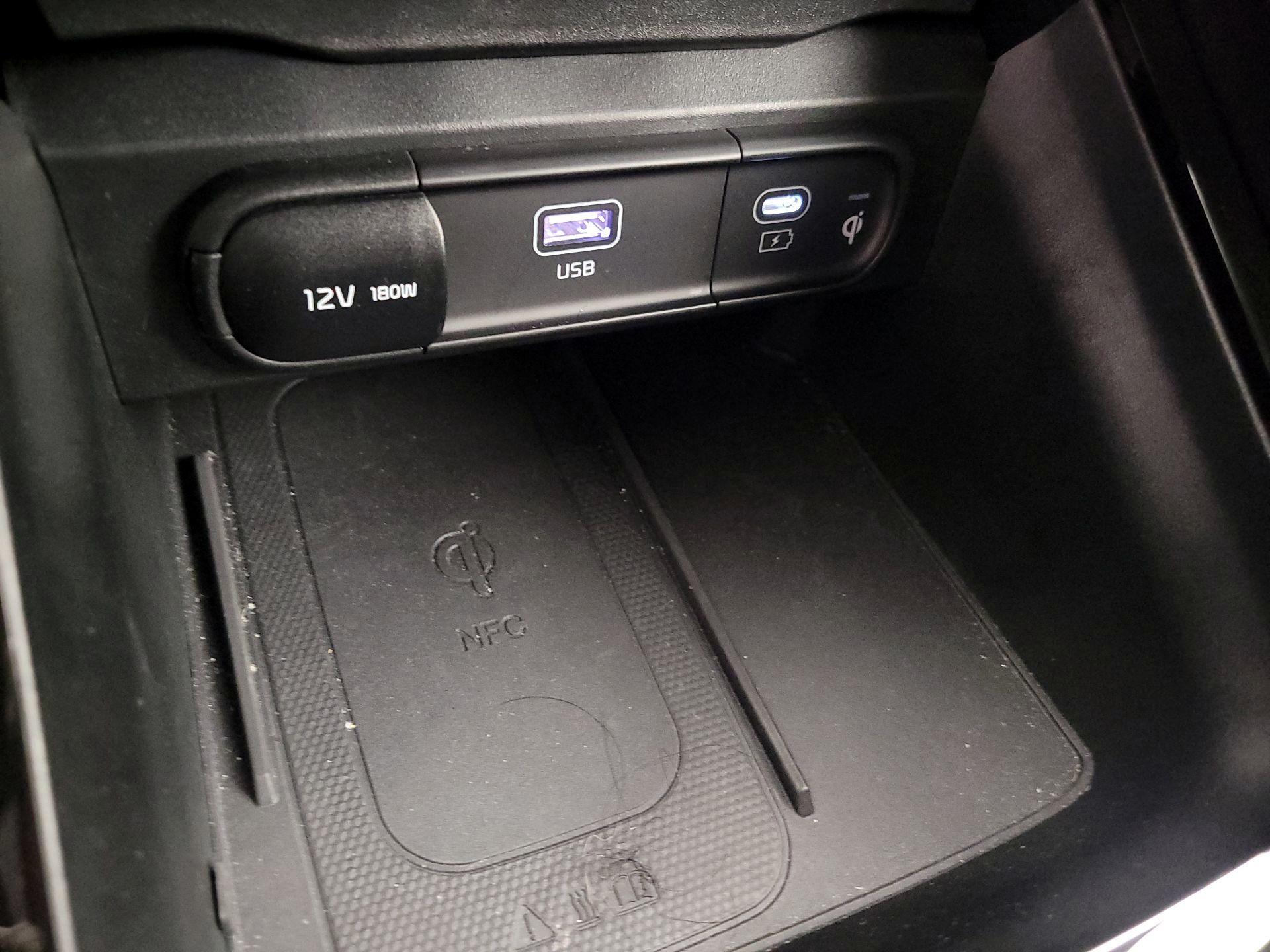 Thumbnail: 2024 Kia Telluride - 19