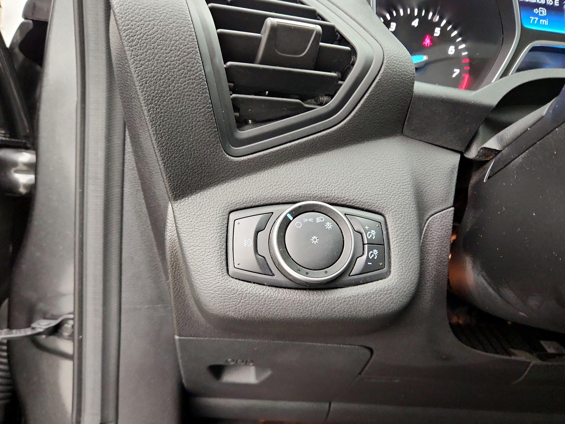 Thumbnail: 2016 Ford Escape - 13