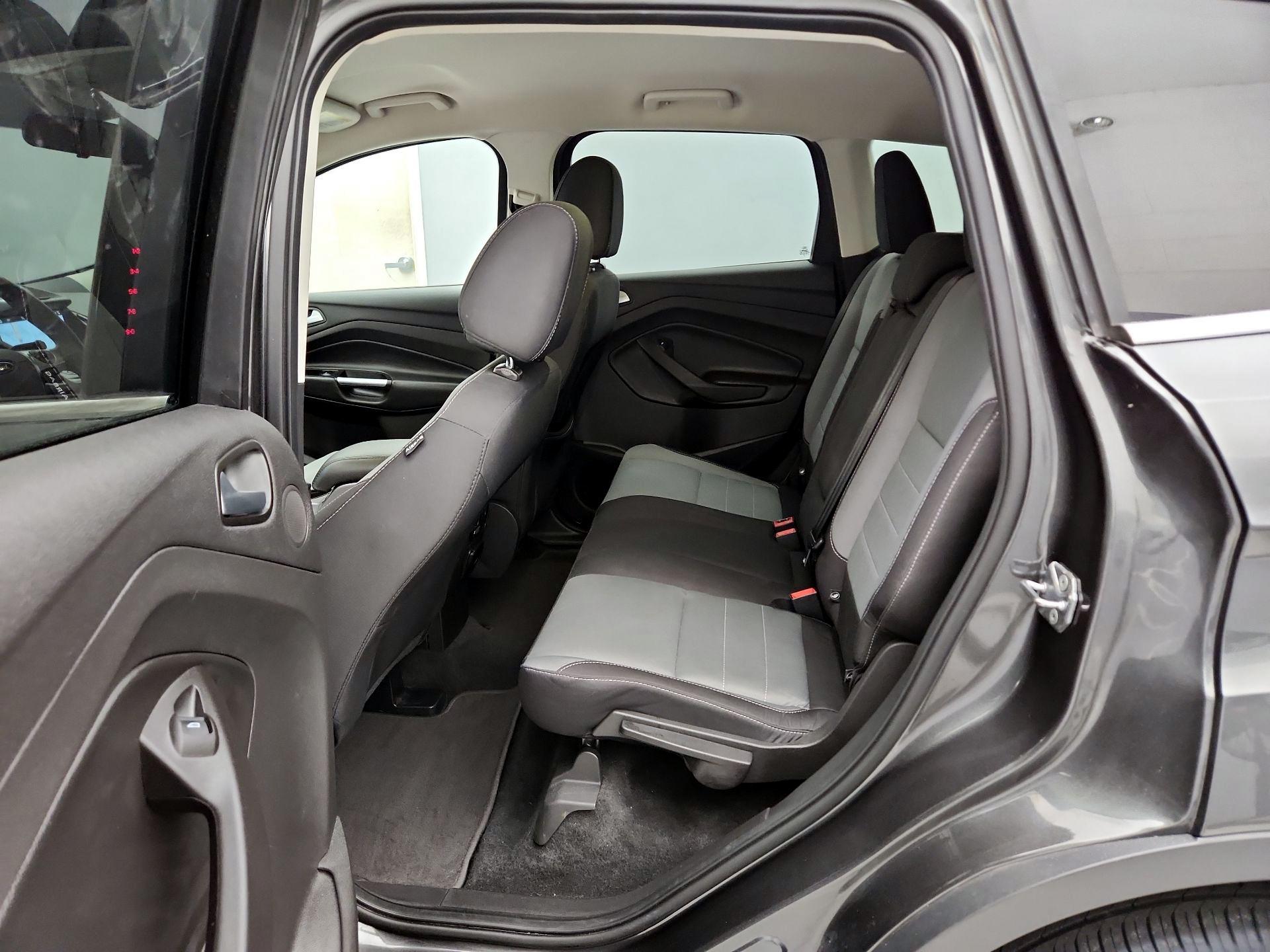 Thumbnail: 2016 Ford Escape - 20