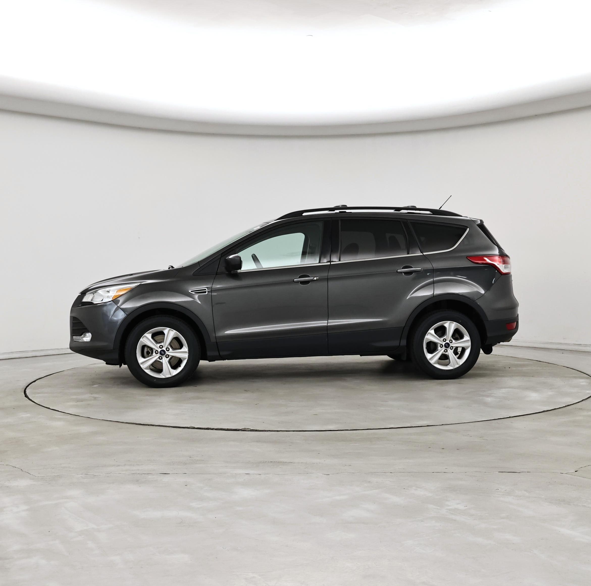Thumbnail: 2016 Ford Escape - 3