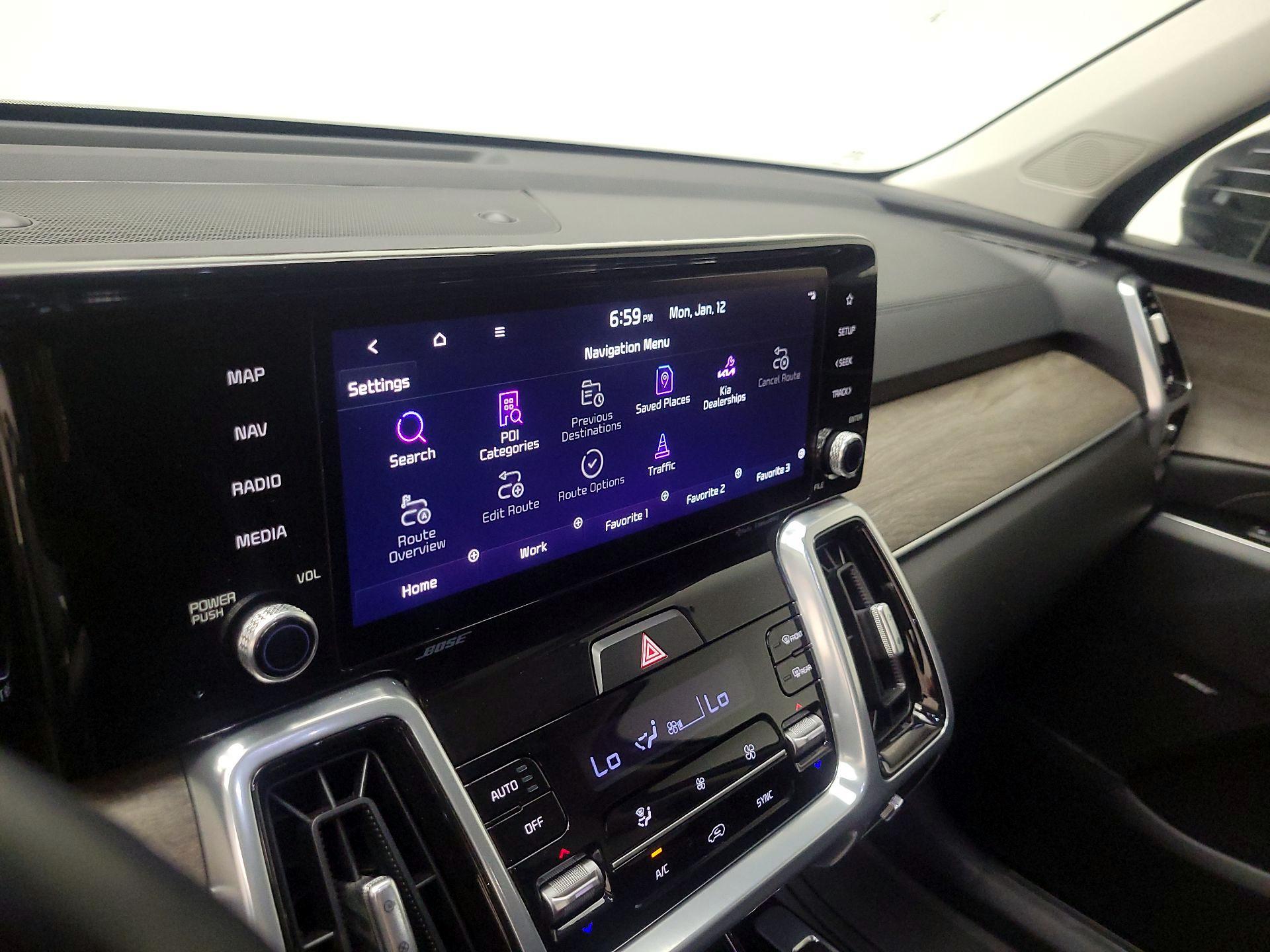 Thumbnail: 2023 Kia Sorento - 14