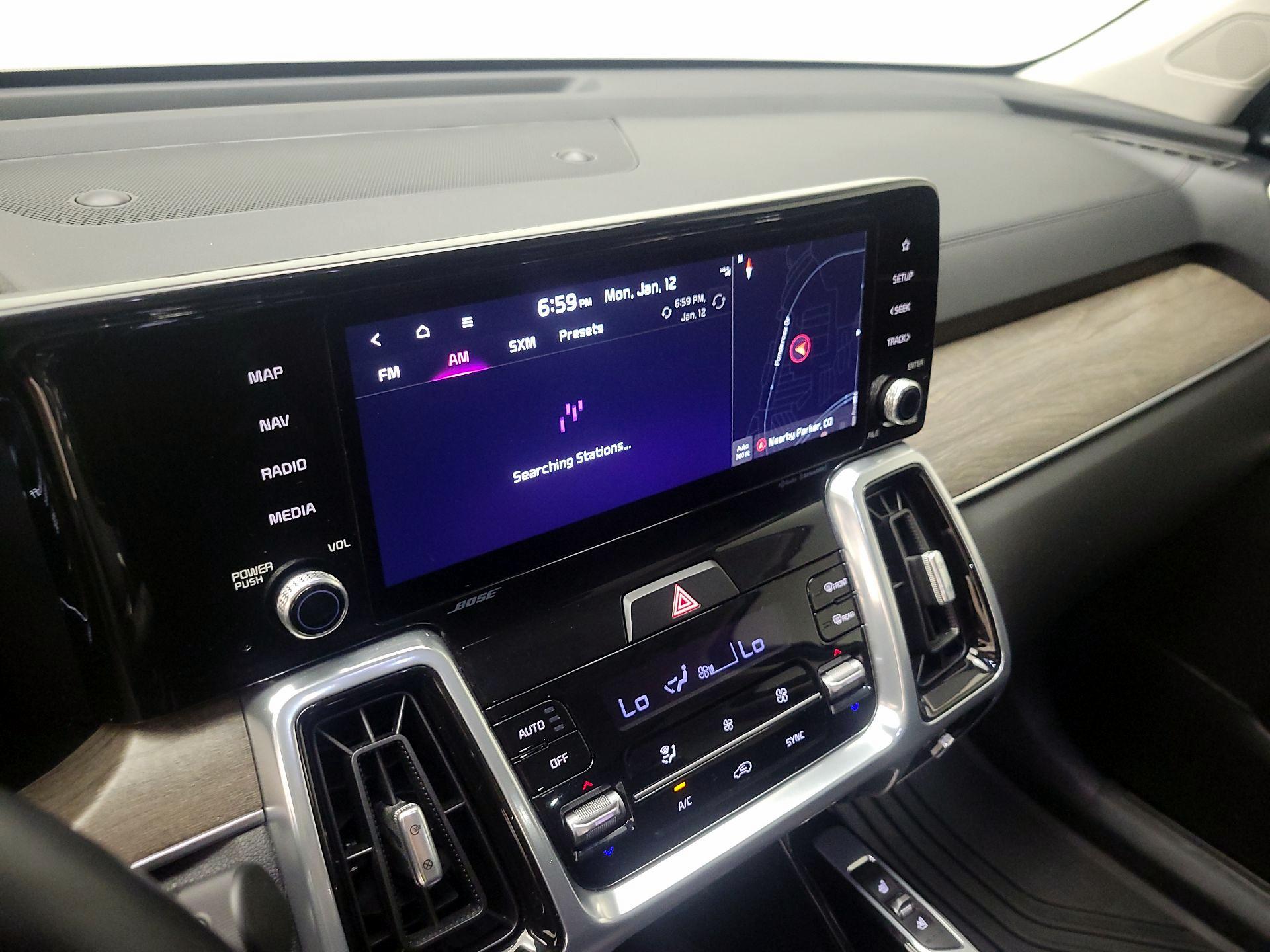 Thumbnail: 2023 Kia Sorento - 16