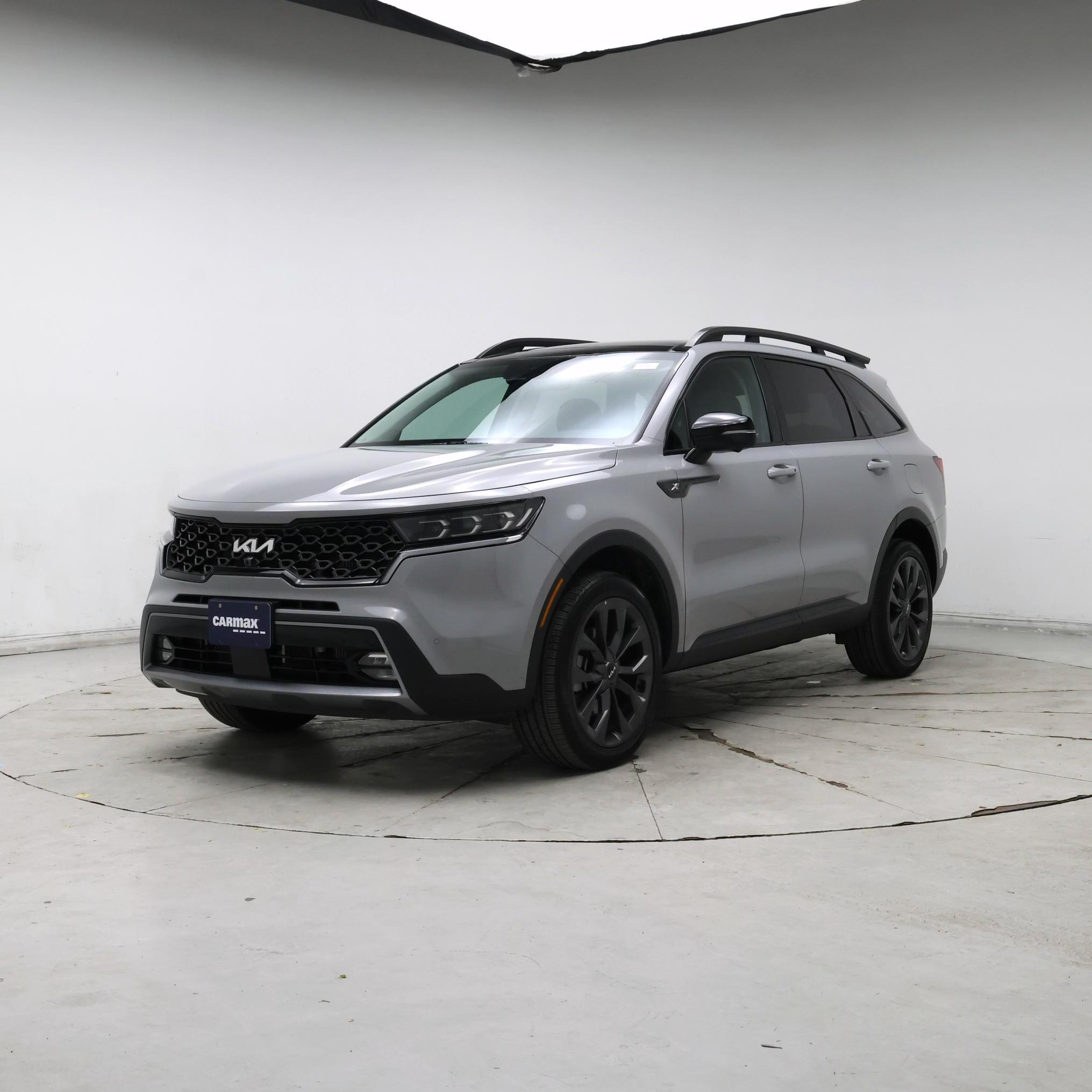 Thumbnail: 2023 Kia Sorento - 4