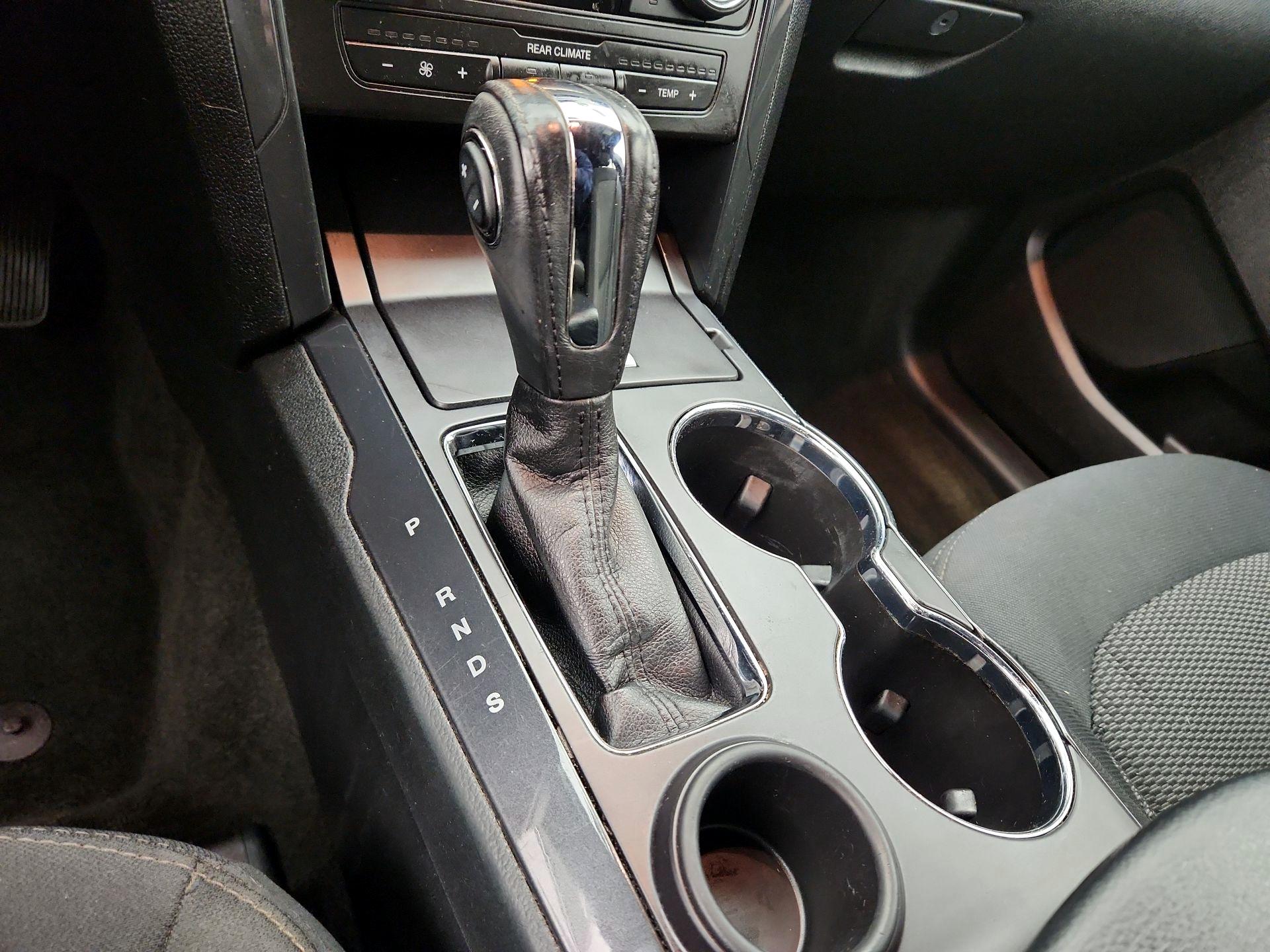 Thumbnail: 2018 Ford Explorer - 17