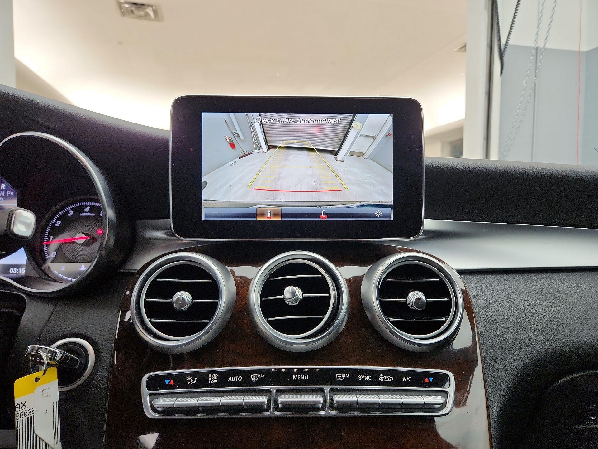 Thumbnail: 2019 Mercedes-Benz GLC - 15