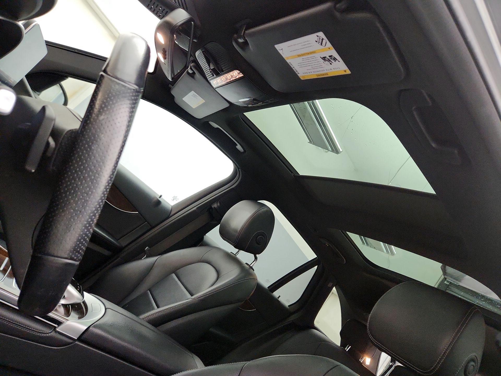 Thumbnail: 2019 Mercedes-Benz GLC - 20