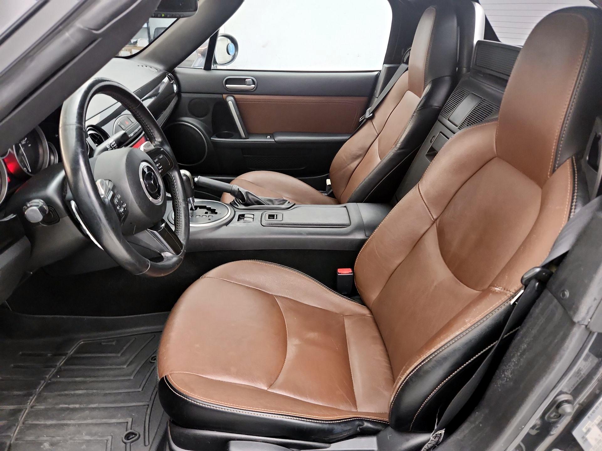 Thumbnail: 2015 Mazda MX-5 Miata - 11