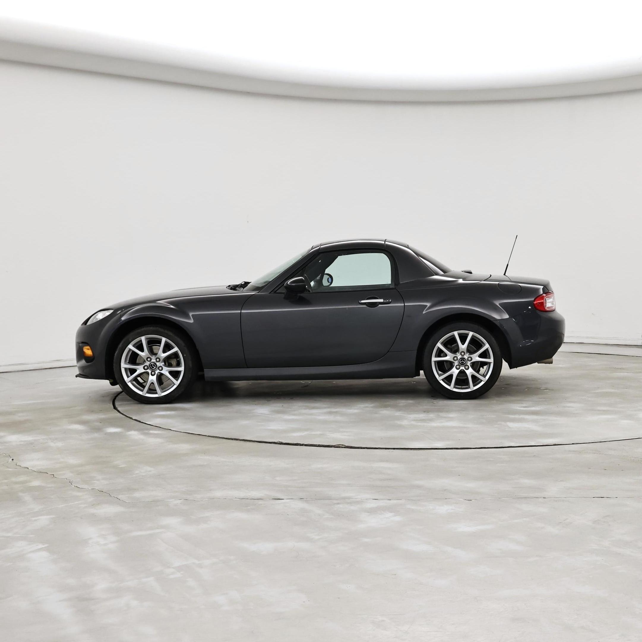 Thumbnail: 2015 Mazda MX-5 Miata - 3