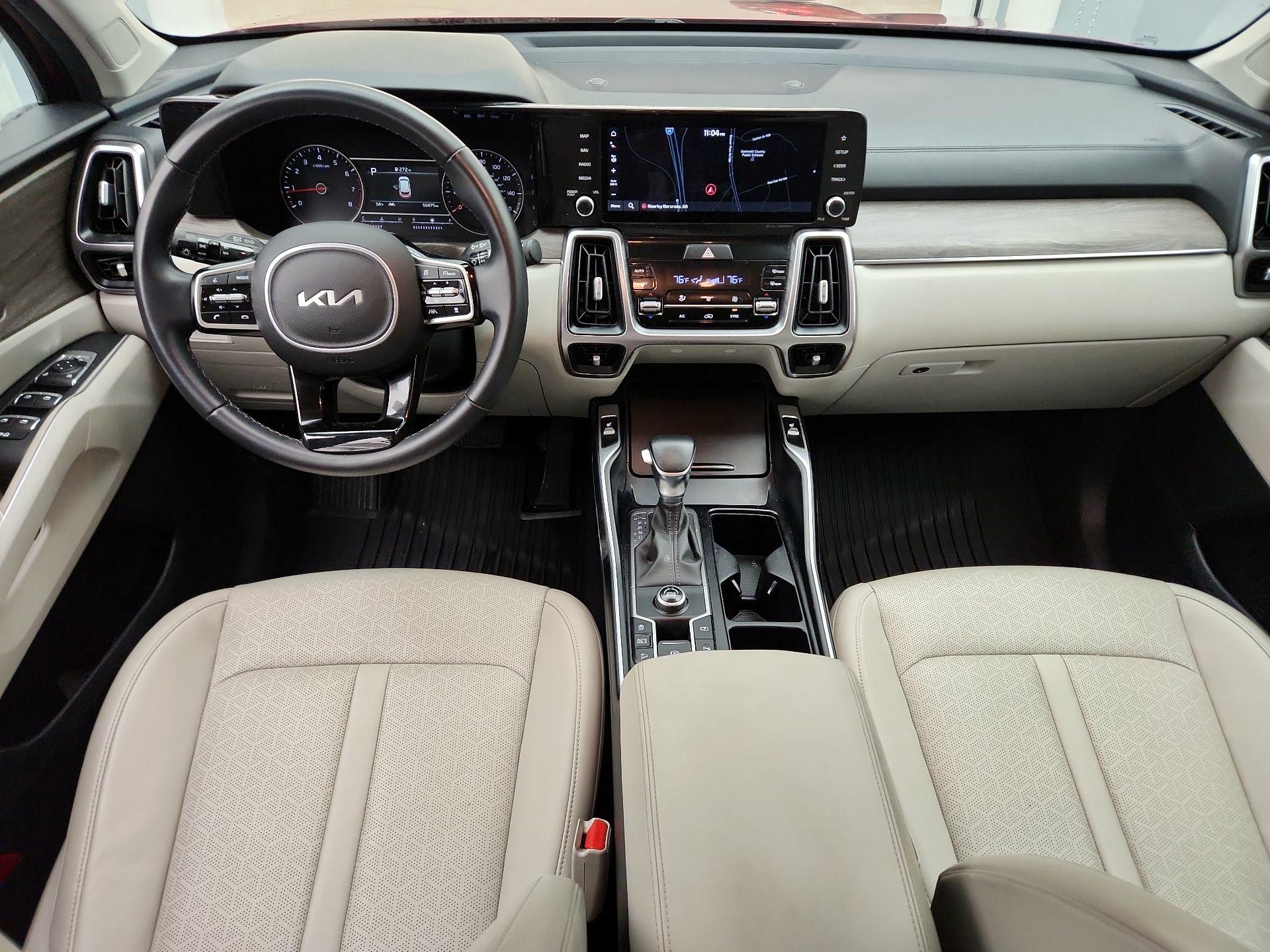 Thumbnail: 2023 Kia Sorento - 9