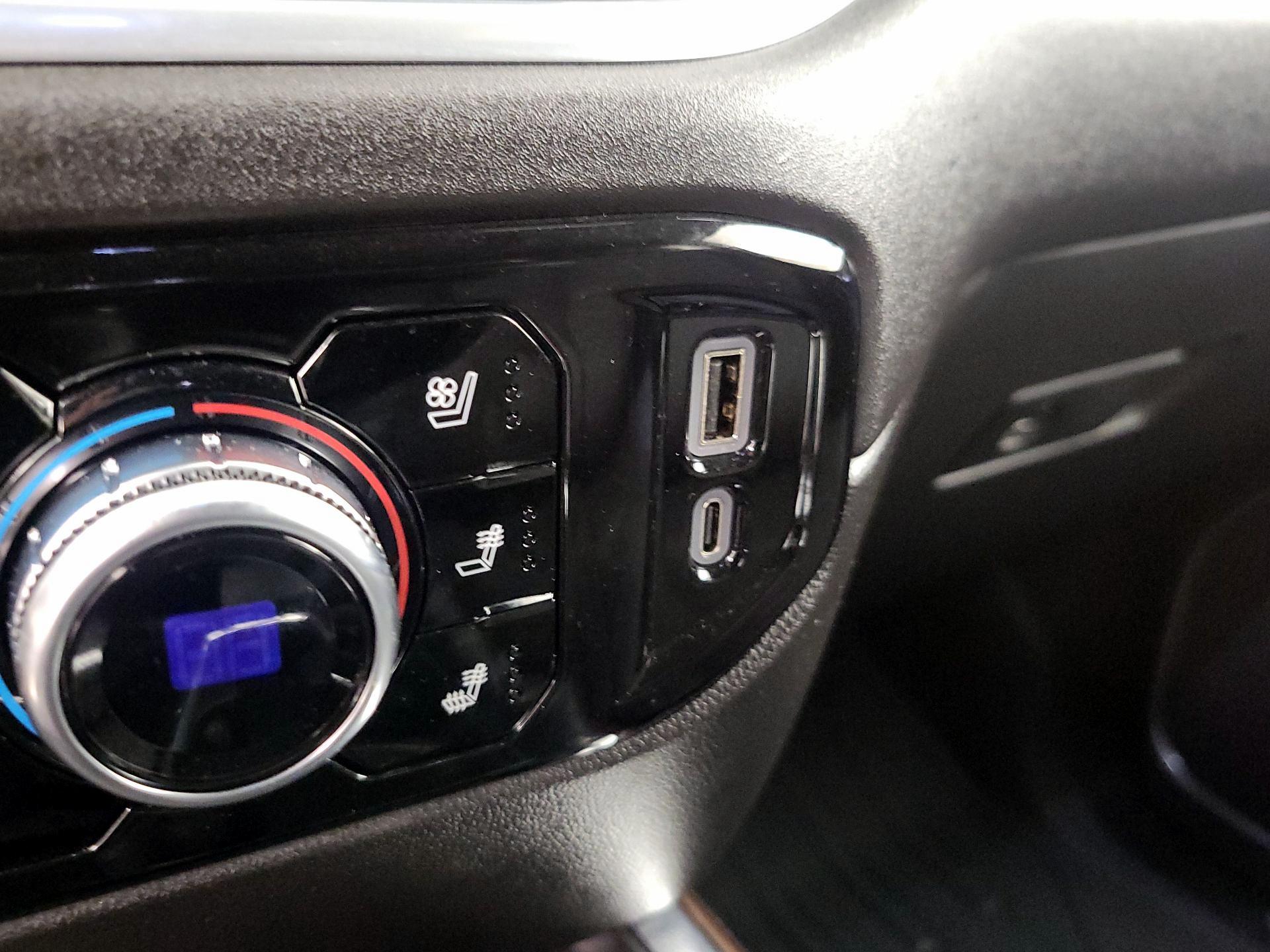 Thumbnail: 2025 GMC Sierra 1500 - 18