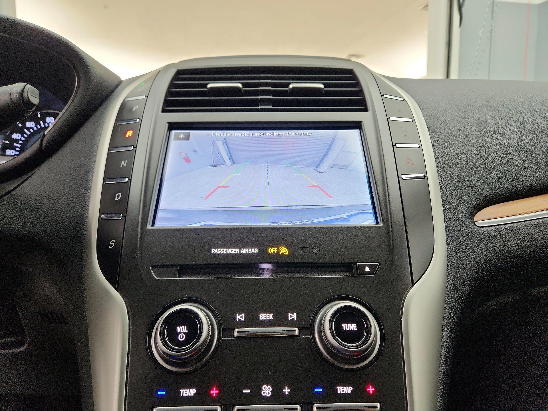 Thumbnail: 2019 Lincoln MKC - 15