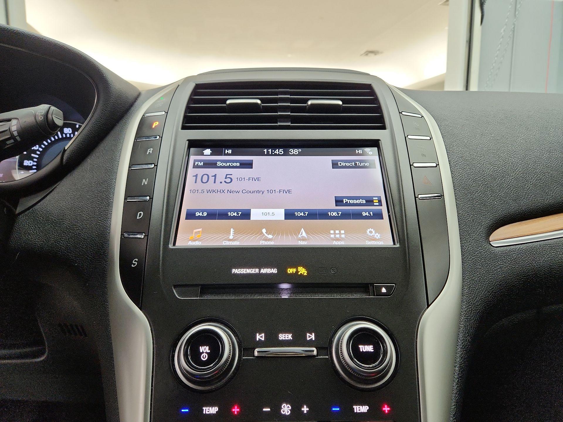 Thumbnail: 2019 Lincoln MKC - 16