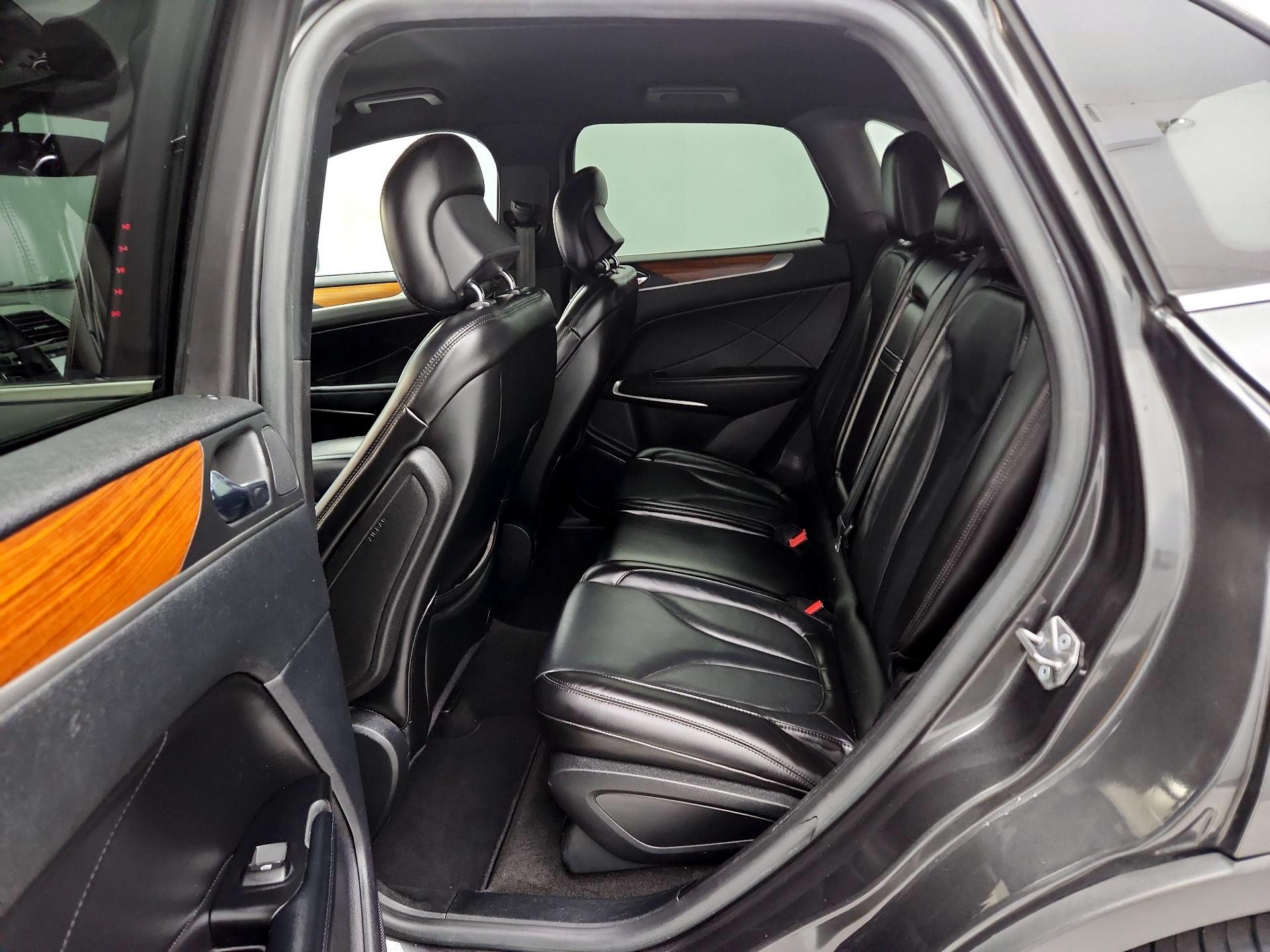 Thumbnail: 2019 Lincoln MKC - 20