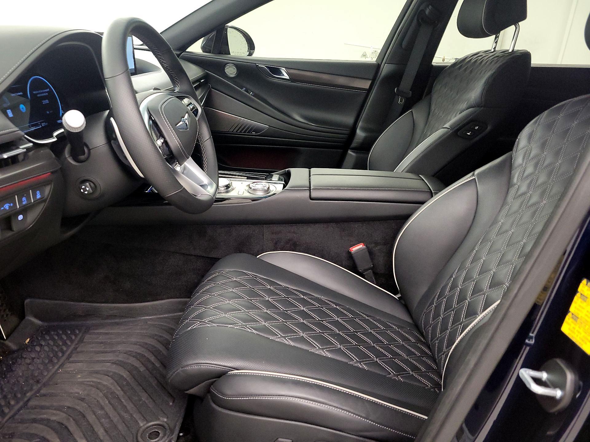 Thumbnail: 2023 Genesis G80 - 11