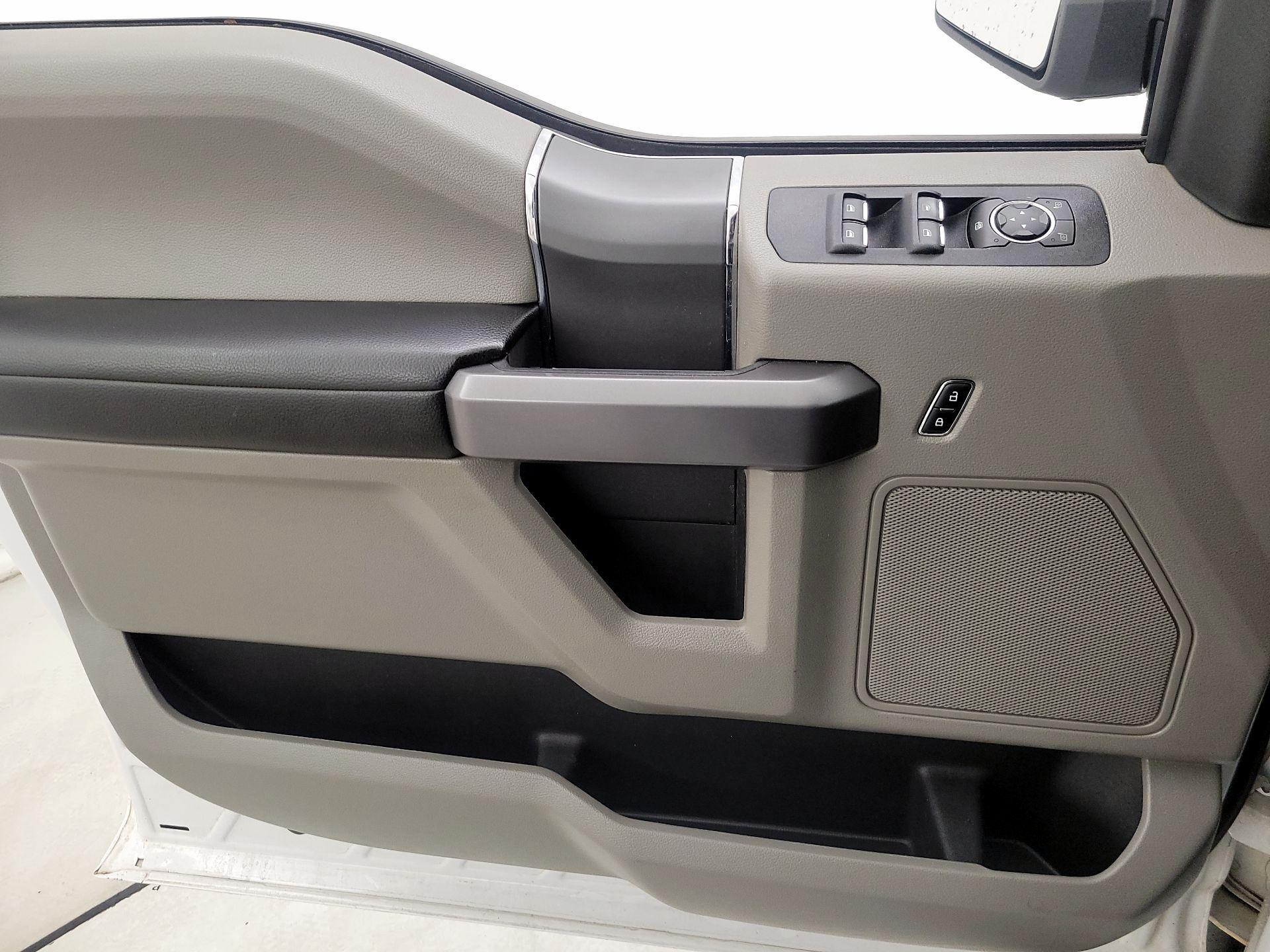 Thumbnail: 2019 Ford F-150 - 12