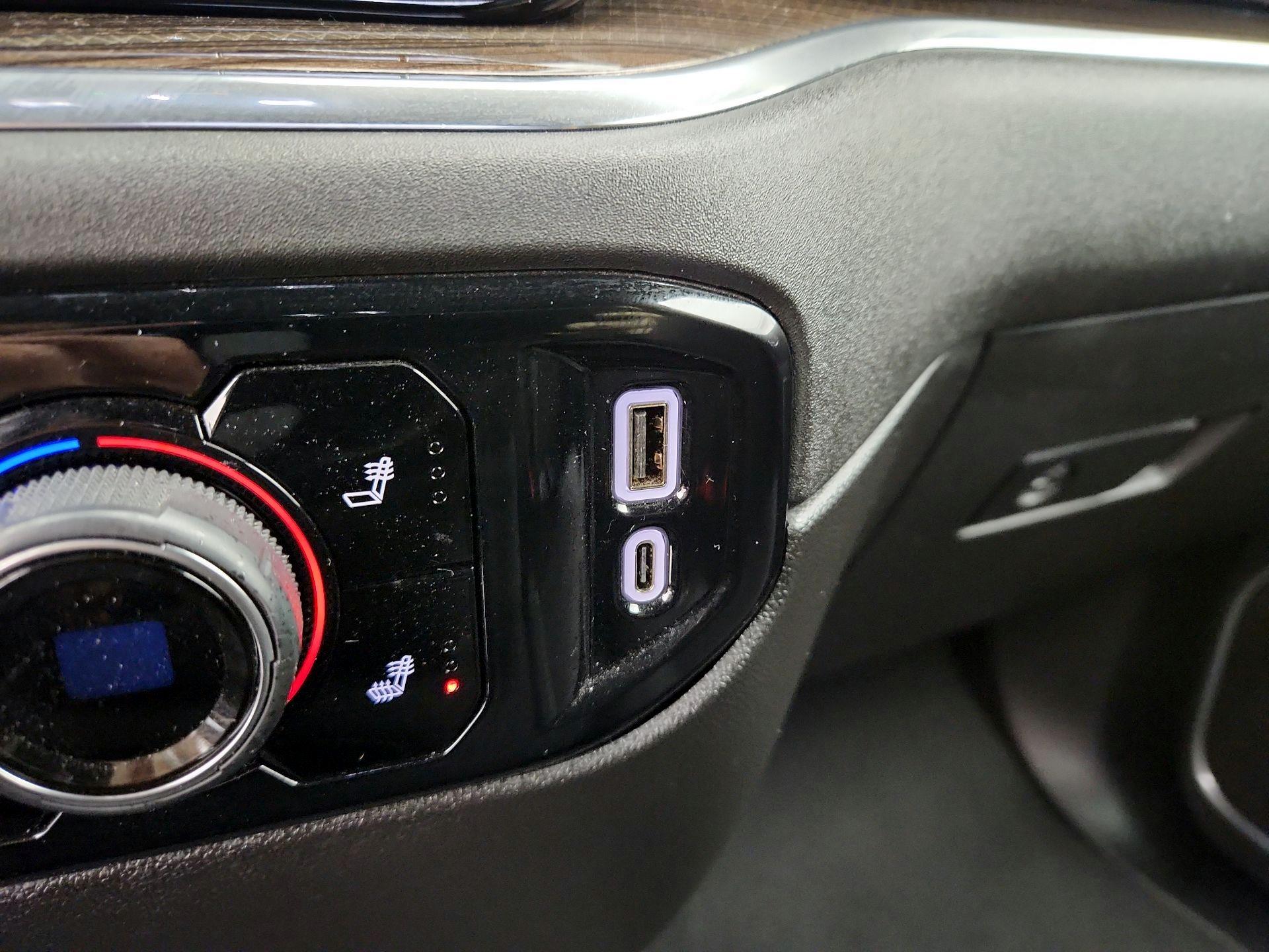 Thumbnail: 2025 Chevrolet Silverado 1500 - 19